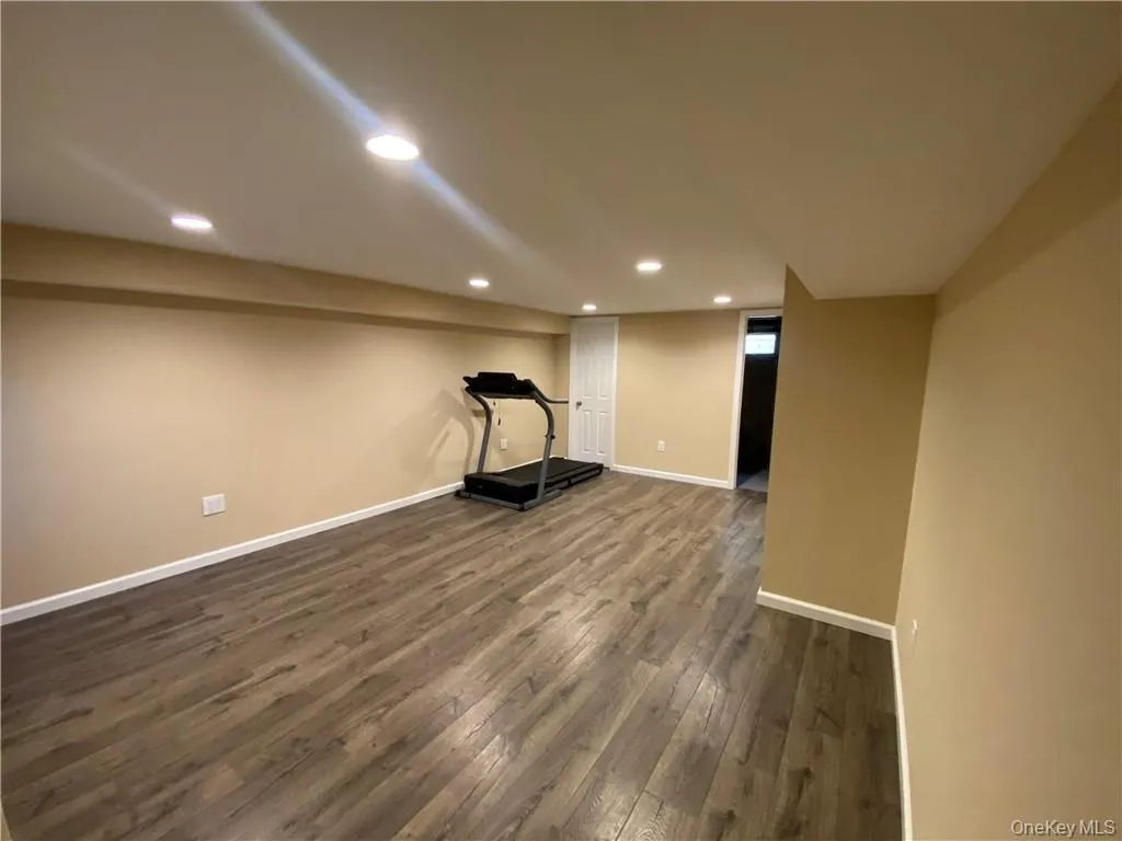 17 Harriman Avenue, Ramapo, NY, 2 Bedrooms Bedrooms, 6 Rooms Rooms,1 BathroomBathrooms,Residential Lease,For Rent,Harriman,0,1048855 17 Harriman Avenue, Ramapo, NY, 2 Bedrooms Bedrooms, 6 Rooms Rooms,1 BathroomBathrooms,Residential Lease,For Rent,Harriman,0,1048855