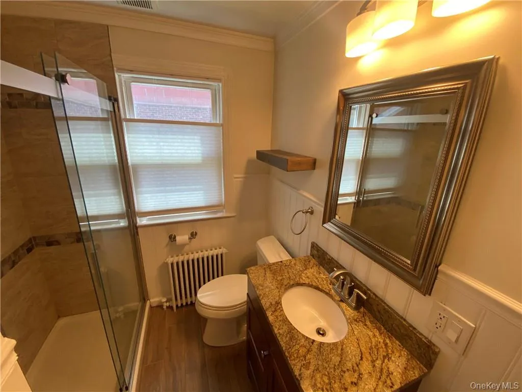17 Harriman Avenue, Ramapo, NY, 2 Bedrooms Bedrooms, 6 Rooms Rooms,1 BathroomBathrooms,Residential Lease,For Rent,Harriman,0,1048855 17 Harriman Avenue, Ramapo, NY, 2 Bedrooms Bedrooms, 6 Rooms Rooms,1 BathroomBathrooms,Residential Lease,For Rent,Harriman,0,1048855