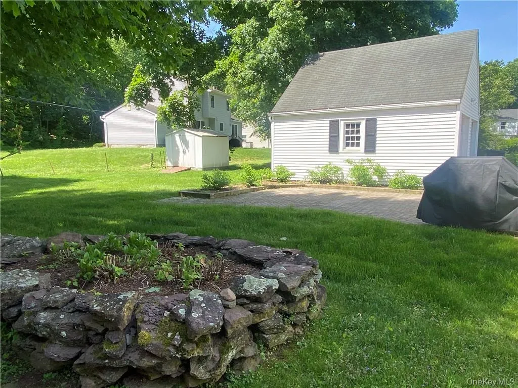 17 Harriman Avenue, Ramapo, NY, 2 Bedrooms Bedrooms, 6 Rooms Rooms,1 BathroomBathrooms,Residential Lease,For Rent,Harriman,0,1048855 17 Harriman Avenue, Ramapo, NY, 2 Bedrooms Bedrooms, 6 Rooms Rooms,1 BathroomBathrooms,Residential Lease,For Rent,Harriman,0,1048855