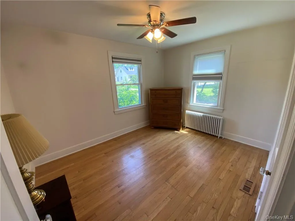 17 Harriman Avenue, Ramapo, NY, 2 Bedrooms Bedrooms, 6 Rooms Rooms,1 BathroomBathrooms,Residential Lease,For Rent,Harriman,0,1048855 17 Harriman Avenue, Ramapo, NY, 2 Bedrooms Bedrooms, 6 Rooms Rooms,1 BathroomBathrooms,Residential Lease,For Rent,Harriman,0,1048855