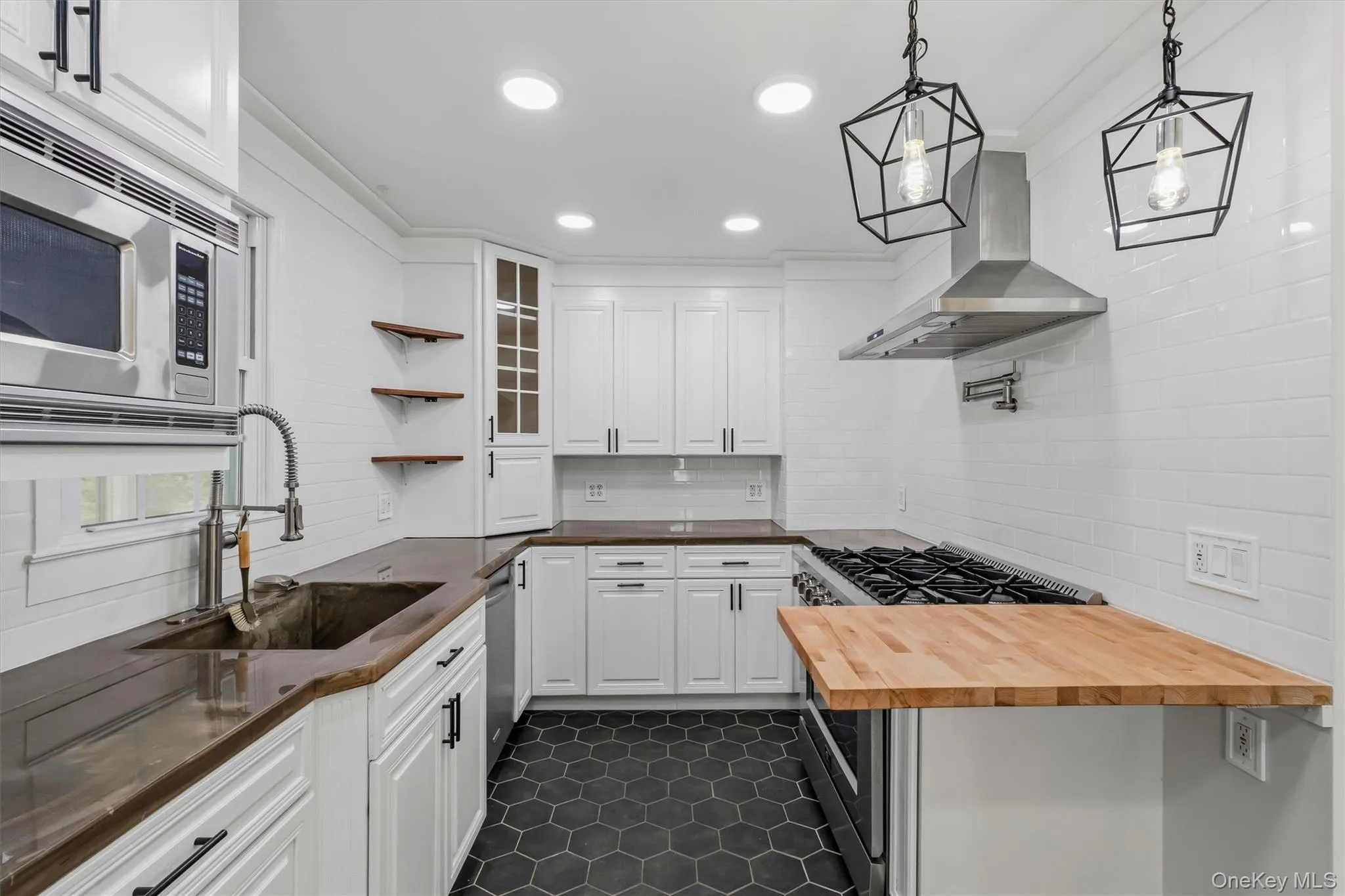 3 Kinderhook Drive, Poughkeepsie (town), NY, 3 Bedrooms Bedrooms, 5 Rooms Rooms,1 BathroomBathrooms,Residential,For Rent,Kinderhook,0,1048856 3 Kinderhook Drive, Poughkeepsie (town), NY, 3 Bedrooms Bedrooms, 5 Rooms Rooms,1 BathroomBathrooms,Residential,For Rent,Kinderhook,0,1048856