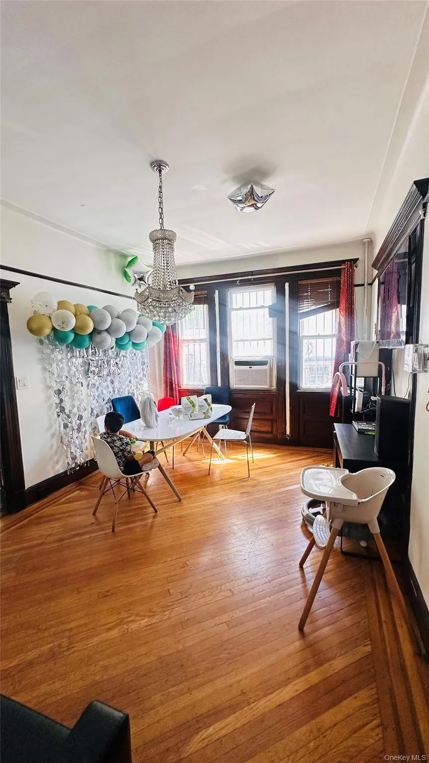 92-11 107th Street, New York, NY, 6 Bedrooms Bedrooms, 10 Rooms Rooms,4 BathroomsBathrooms,Residential,For Rent,107th,0,1048868 92-11 107th Street, New York, NY, 6 Bedrooms Bedrooms, 10 Rooms Rooms,4 BathroomsBathrooms,Residential,For Rent,107th,0,1048868
