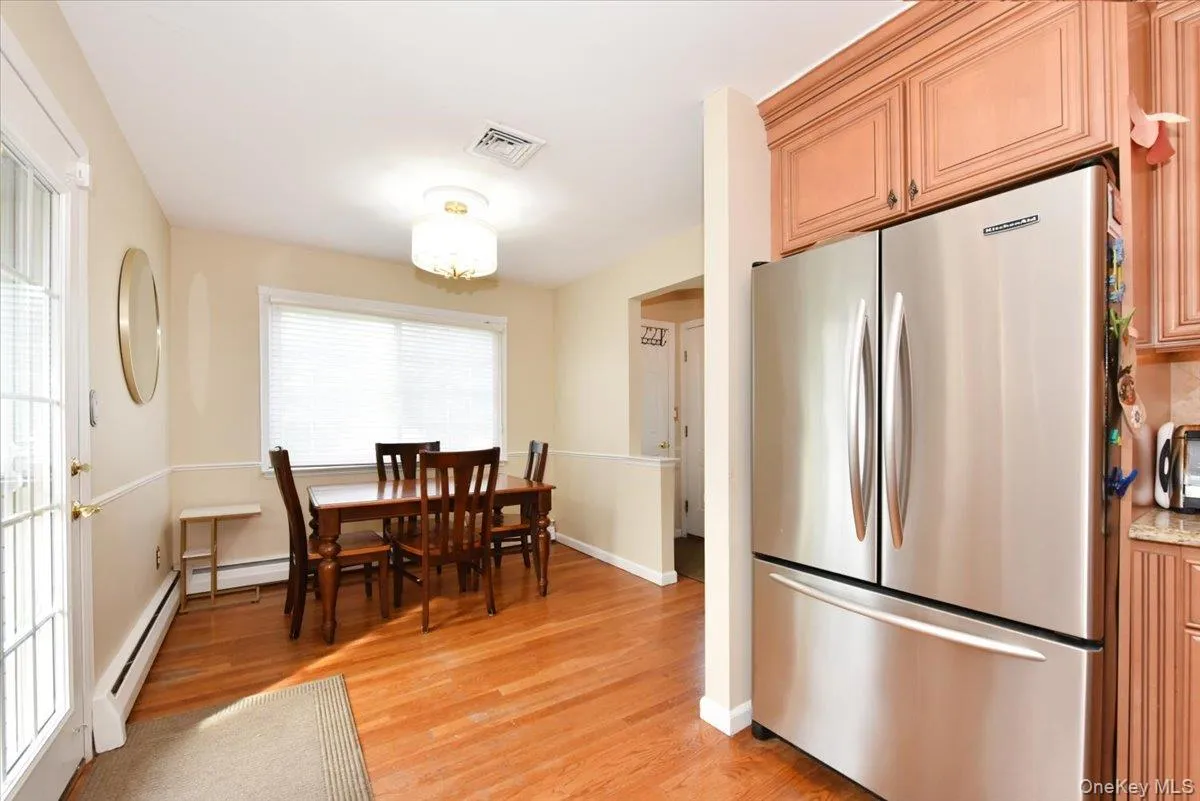 216 Linden Street, Oyster Bay, NY, 3 Bedrooms Bedrooms, 6 Rooms Rooms,2 BathroomsBathrooms,Residential,For Rent,Linden,0,1048870 216 Linden Street, Oyster Bay, NY, 3 Bedrooms Bedrooms, 6 Rooms Rooms,2 BathroomsBathrooms,Residential,For Rent,Linden,0,1048870
