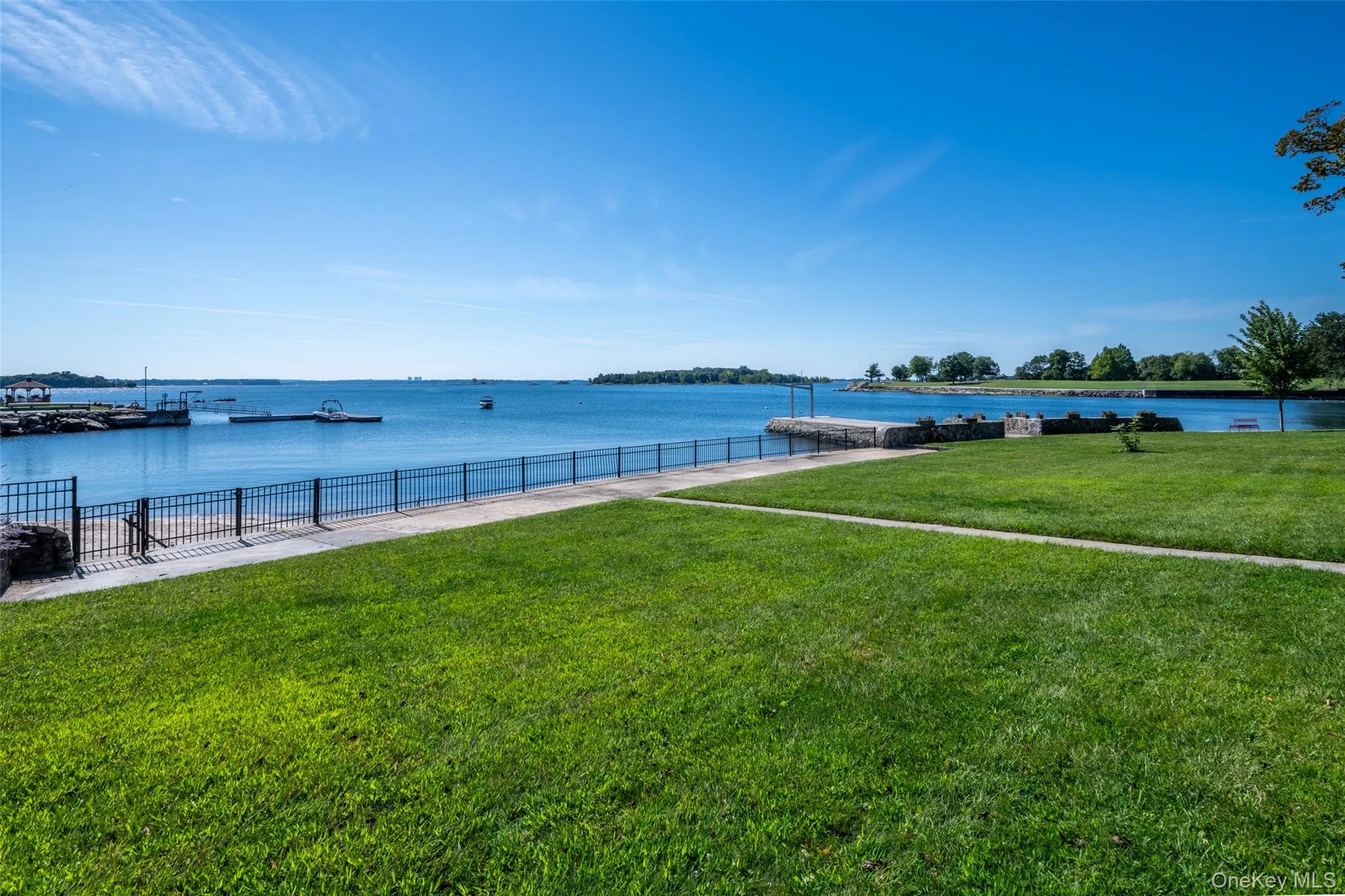 73 Kensington Oval, New Rochelle, NY, 5 Bedrooms Bedrooms, 12 Rooms Rooms,4 BathroomsBathrooms,Residential,For Rent,Kensington,0,1048871 73 Kensington Oval, New Rochelle, NY, 5 Bedrooms Bedrooms, 12 Rooms Rooms,4 BathroomsBathrooms,Residential,For Rent,Kensington,0,1048871