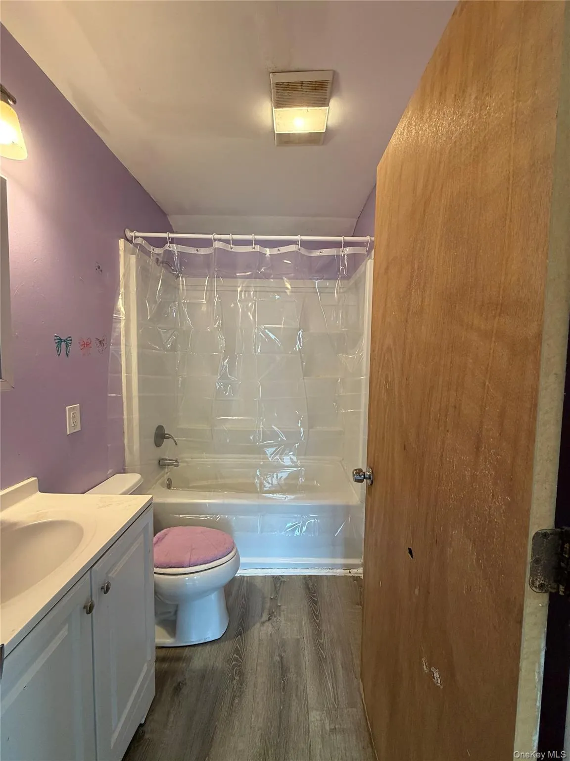 15 Caywood Place, Hyde Park, NY, 3 Bedrooms Bedrooms, 9 Rooms Rooms,2 BathroomsBathrooms,Residential,For Rent,Caywood,0,1048872 15 Caywood Place, Hyde Park, NY, 3 Bedrooms Bedrooms, 9 Rooms Rooms,2 BathroomsBathrooms,Residential,For Rent,Caywood,0,1048872