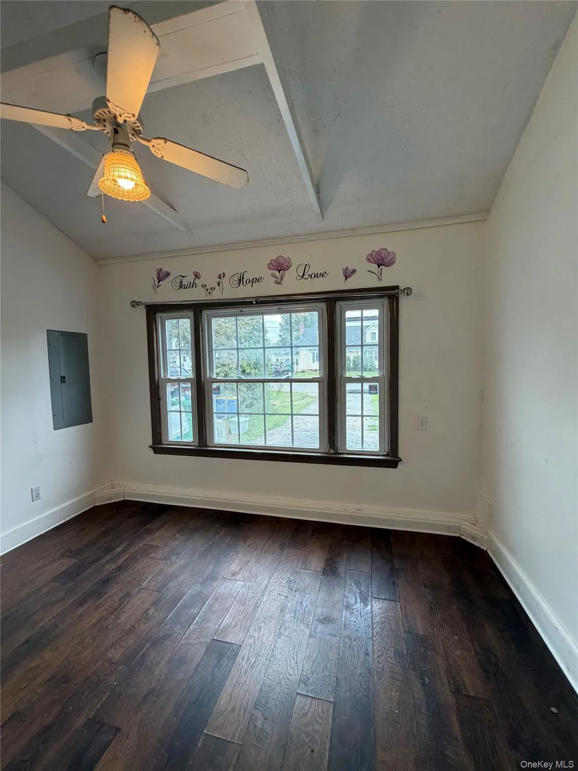 15 Caywood Place, Hyde Park, NY, 3 Bedrooms Bedrooms, 9 Rooms Rooms,2 BathroomsBathrooms,Residential,For Rent,Caywood,0,1048872 15 Caywood Place, Hyde Park, NY, 3 Bedrooms Bedrooms, 9 Rooms Rooms,2 BathroomsBathrooms,Residential,For Rent,Caywood,0,1048872