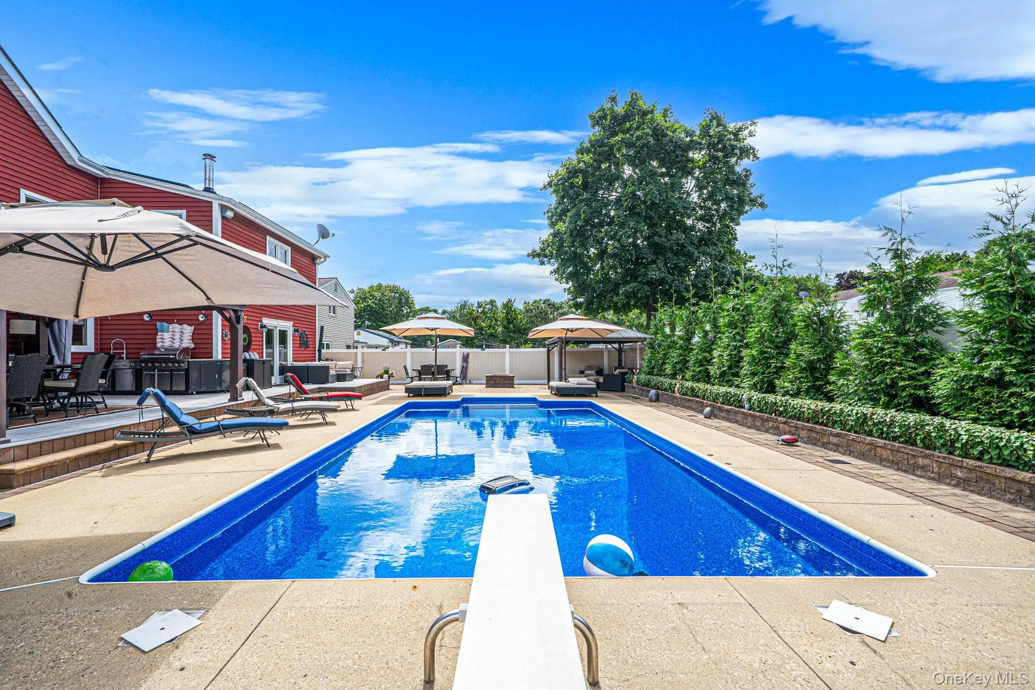 16 Bragg Drive, Brookhaven, NY, 5 Bedrooms Bedrooms, 12 Rooms Rooms,2 BathroomsBathrooms,Residential,For Rent,Bragg,0,1048873 16 Bragg Drive, Brookhaven, NY, 5 Bedrooms Bedrooms, 12 Rooms Rooms,2 BathroomsBathrooms,Residential,For Rent,Bragg,0,1048873