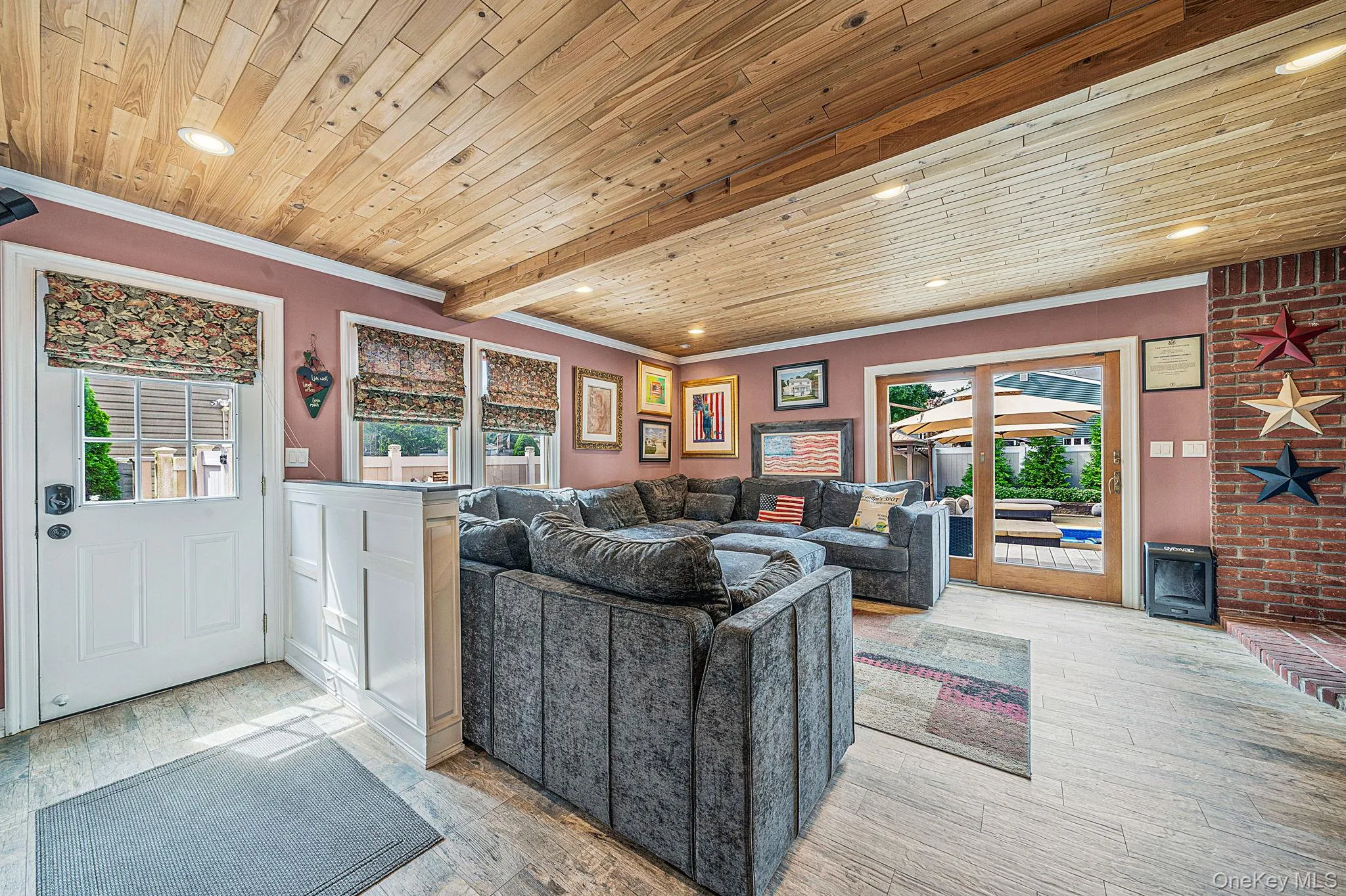 16 Bragg Drive, Brookhaven, NY, 5 Bedrooms Bedrooms, 12 Rooms Rooms,2 BathroomsBathrooms,Residential,For Rent,Bragg,0,1048873 16 Bragg Drive, Brookhaven, NY, 5 Bedrooms Bedrooms, 12 Rooms Rooms,2 BathroomsBathrooms,Residential,For Rent,Bragg,0,1048873