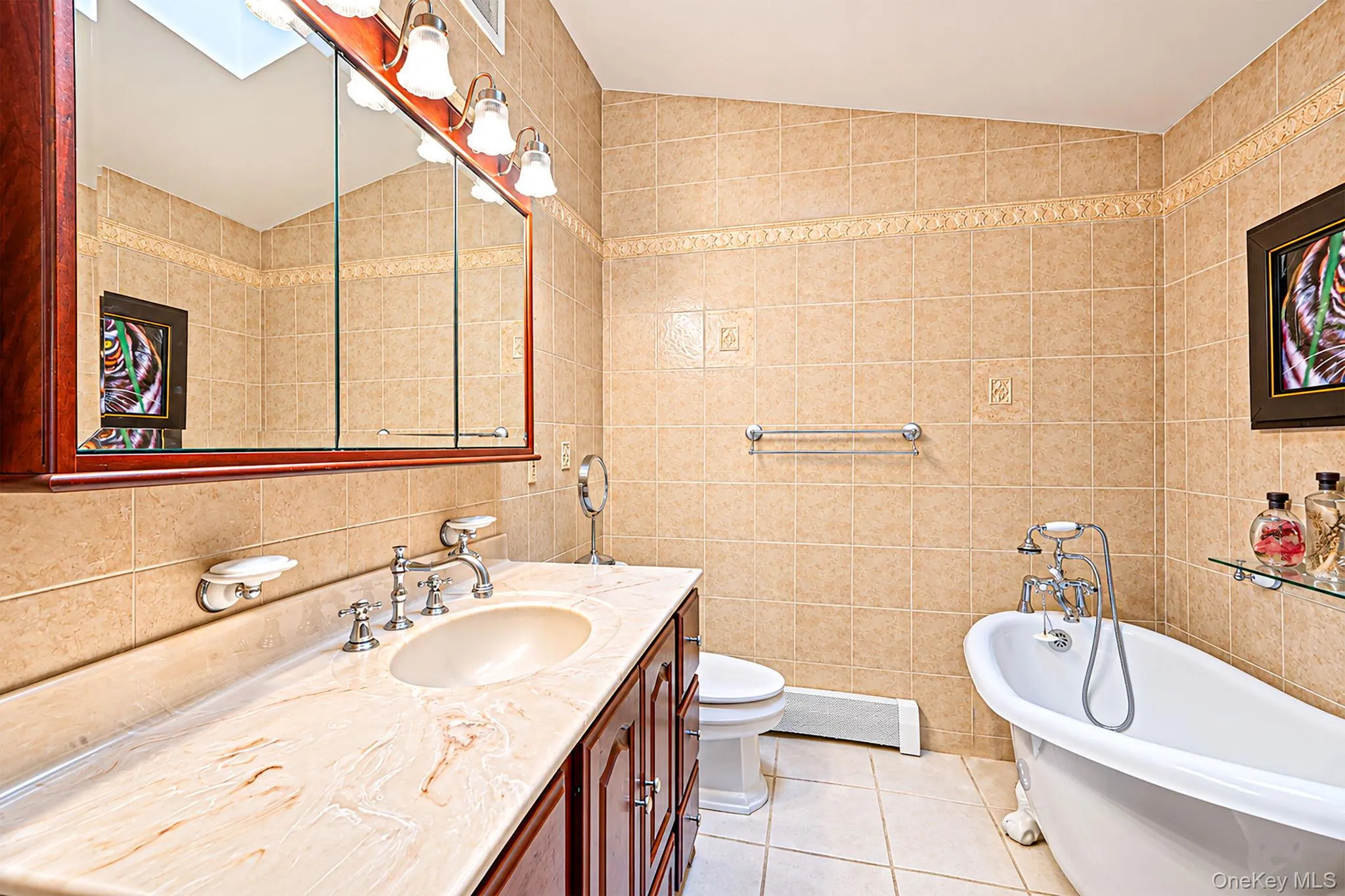 16 Bragg Drive, Brookhaven, NY, 5 Bedrooms Bedrooms, 12 Rooms Rooms,2 BathroomsBathrooms,Residential,For Rent,Bragg,0,1048873 16 Bragg Drive, Brookhaven, NY, 5 Bedrooms Bedrooms, 12 Rooms Rooms,2 BathroomsBathrooms,Residential,For Rent,Bragg,0,1048873