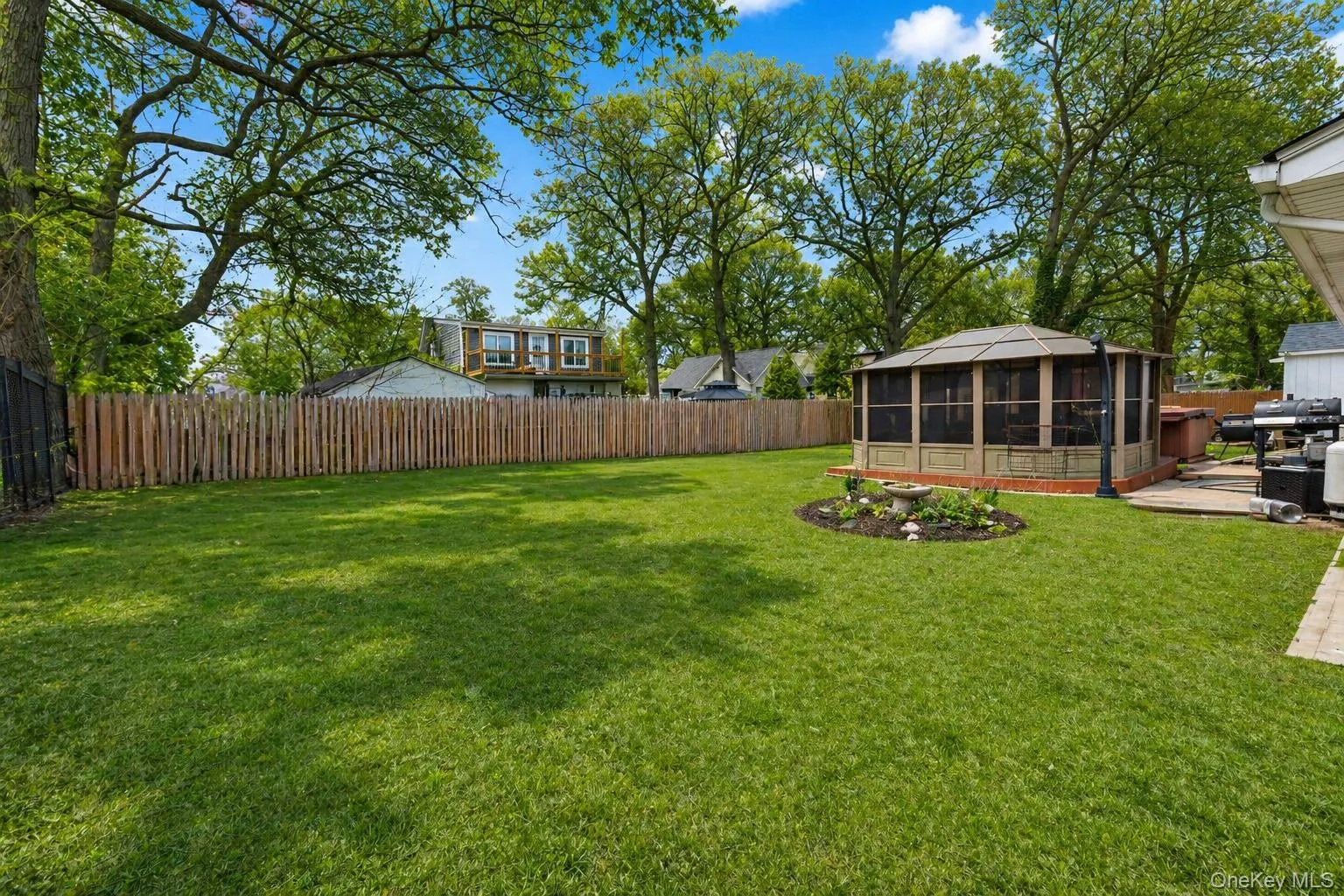 11 Seaford Road, Brookhaven, NY, 3 Bedrooms Bedrooms, 8 Rooms Rooms,2 BathroomsBathrooms,Residential,For Rent,Seaford,0,1048876 11 Seaford Road, Brookhaven, NY, 3 Bedrooms Bedrooms, 8 Rooms Rooms,2 BathroomsBathrooms,Residential,For Rent,Seaford,0,1048876