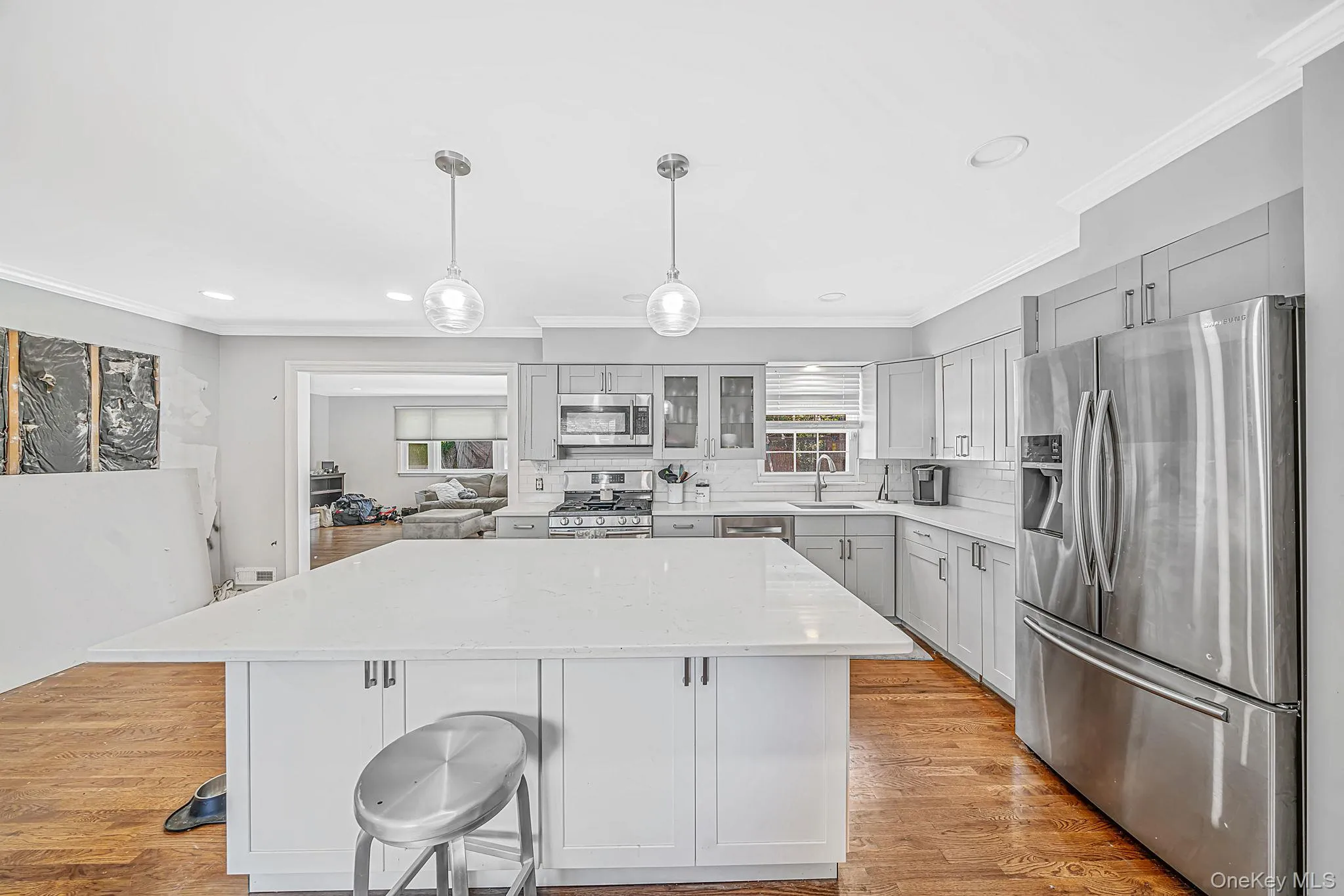 6 Otsego Place, Huntington, NY, 4 Bedrooms Bedrooms, 9 Rooms Rooms,1 BathroomBathrooms,Residential,For Rent,Otsego,0,1048882 6 Otsego Place, Huntington, NY, 4 Bedrooms Bedrooms, 9 Rooms Rooms,1 BathroomBathrooms,Residential,For Rent,Otsego,0,1048882