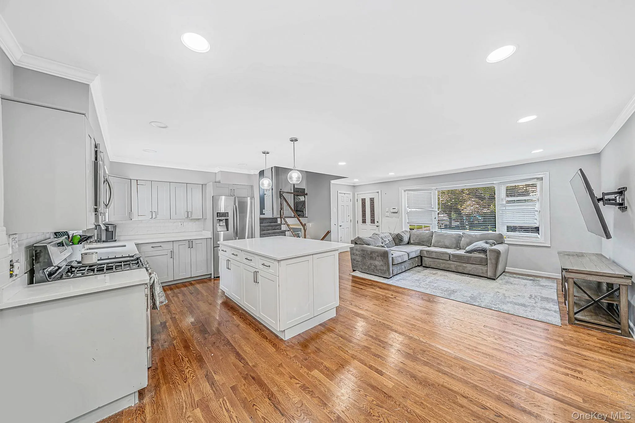 6 Otsego Place, Huntington, NY, 4 Bedrooms Bedrooms, 9 Rooms Rooms,1 BathroomBathrooms,Residential,For Rent,Otsego,0,1048882 6 Otsego Place, Huntington, NY, 4 Bedrooms Bedrooms, 9 Rooms Rooms,1 BathroomBathrooms,Residential,For Rent,Otsego,0,1048882
