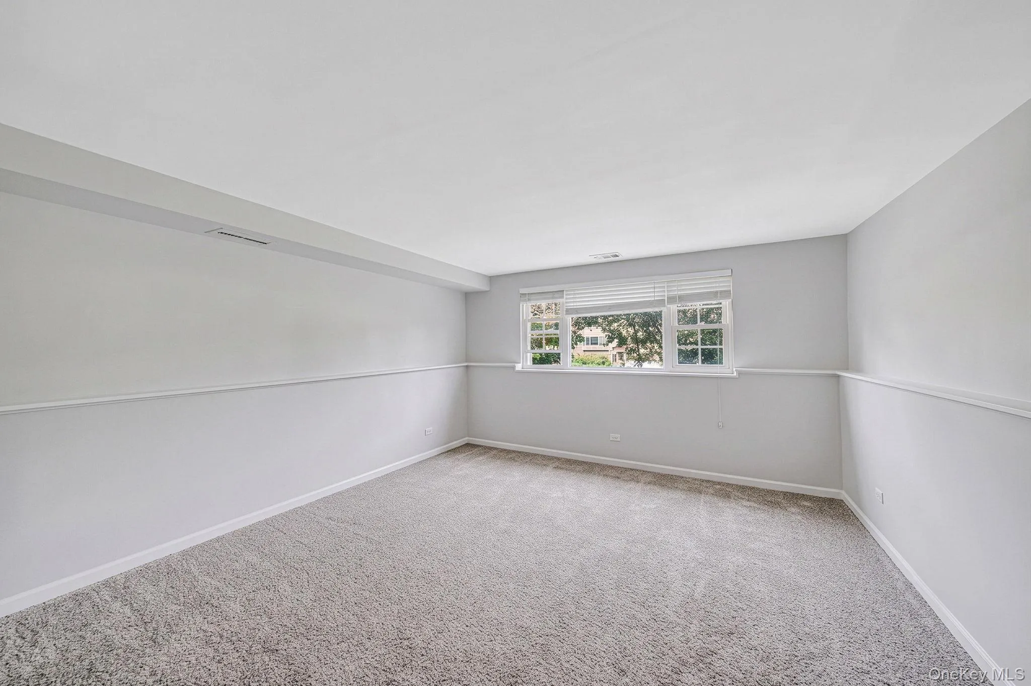 6 Otsego Place, Huntington, NY, 4 Bedrooms Bedrooms, 9 Rooms Rooms,1 BathroomBathrooms,Residential,For Rent,Otsego,0,1048882 6 Otsego Place, Huntington, NY, 4 Bedrooms Bedrooms, 9 Rooms Rooms,1 BathroomBathrooms,Residential,For Rent,Otsego,0,1048882