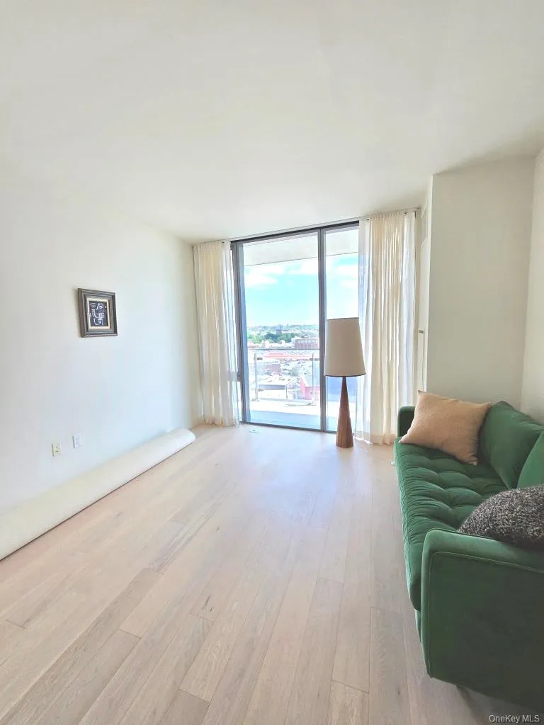 131-01 40th Road, New York, NY, 3 Bedrooms Bedrooms, 5 Rooms Rooms,3 BathroomsBathrooms,Residential,For Rent,40th,0,1048884 131-01 40th Road, New York, NY, 3 Bedrooms Bedrooms, 5 Rooms Rooms,3 BathroomsBathrooms,Residential,For Rent,40th,0,1048884