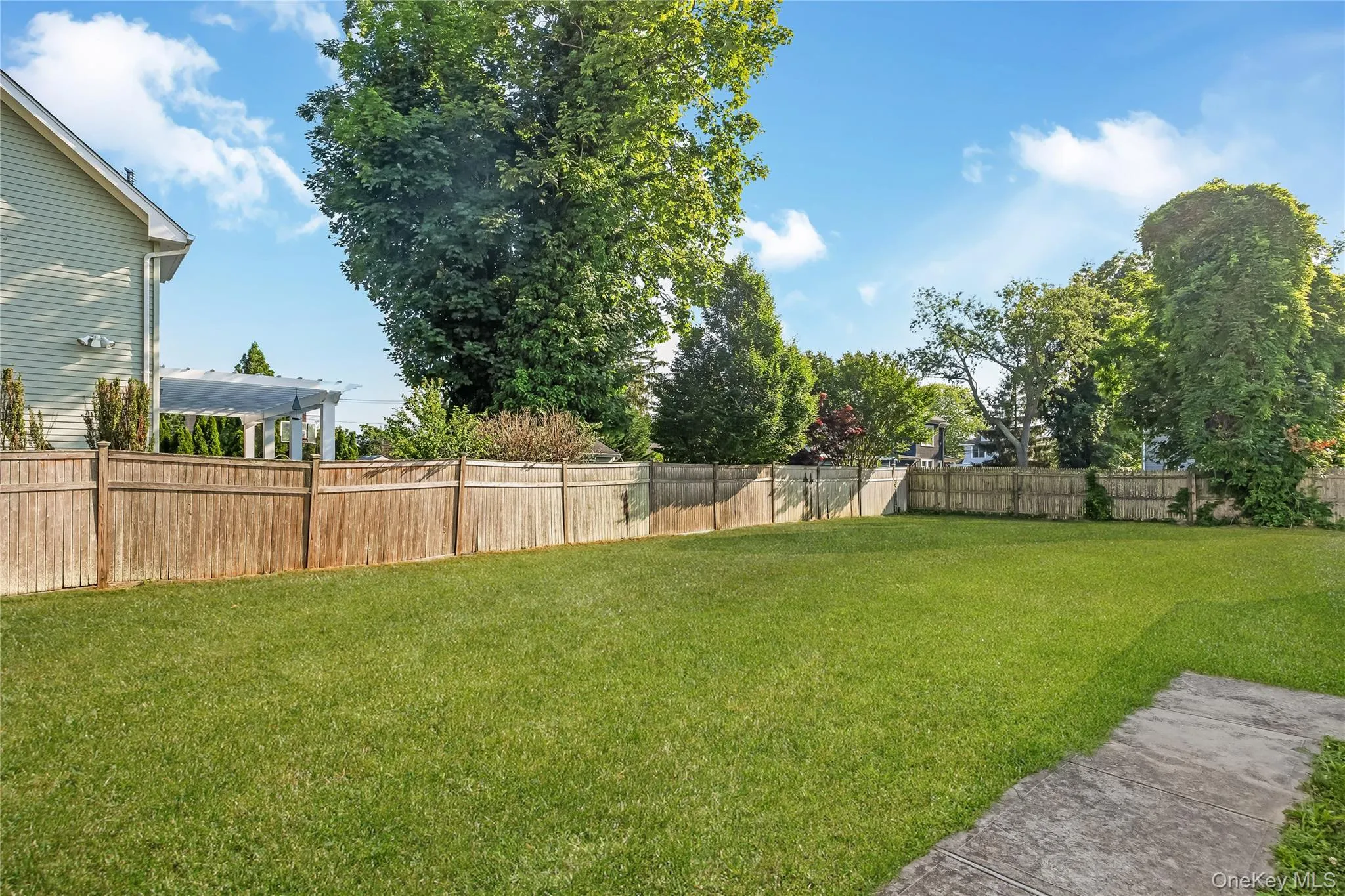 86 Union Avenue, Islip, NY, 3 Bedrooms Bedrooms, 6 Rooms Rooms,1 BathroomBathrooms,Residential,For Rent,Union,0,1048892 86 Union Avenue, Islip, NY, 3 Bedrooms Bedrooms, 6 Rooms Rooms,1 BathroomBathrooms,Residential,For Rent,Union,0,1048892