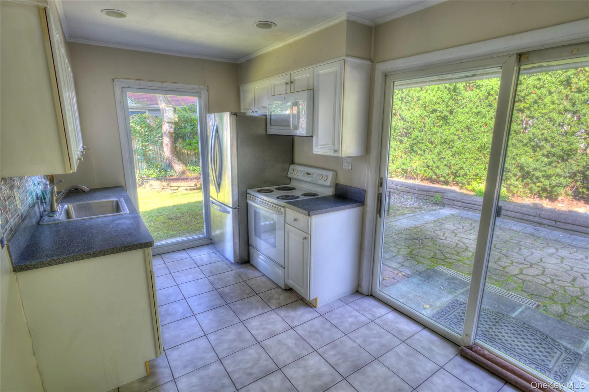 49 Radcliff Avenue, North Hempstead, NY, 4 Bedrooms Bedrooms, 5 Rooms Rooms,1 BathroomBathrooms,Residential,For Rent,Radcliff,0,1048894 49 Radcliff Avenue, North Hempstead, NY, 4 Bedrooms Bedrooms, 5 Rooms Rooms,1 BathroomBathrooms,Residential,For Rent,Radcliff,0,1048894