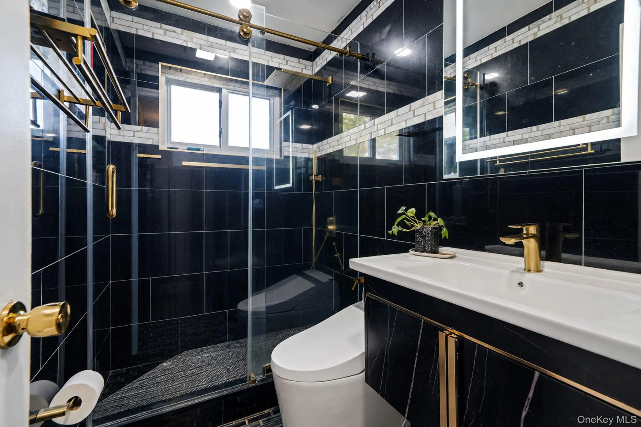 39 Superior Street, Brookhaven, NY, 3 Bedrooms Bedrooms, 9 Rooms Rooms,2 BathroomsBathrooms,Residential,For Rent,Superior,0,1048895 39 Superior Street, Brookhaven, NY, 3 Bedrooms Bedrooms, 9 Rooms Rooms,2 BathroomsBathrooms,Residential,For Rent,Superior,0,1048895