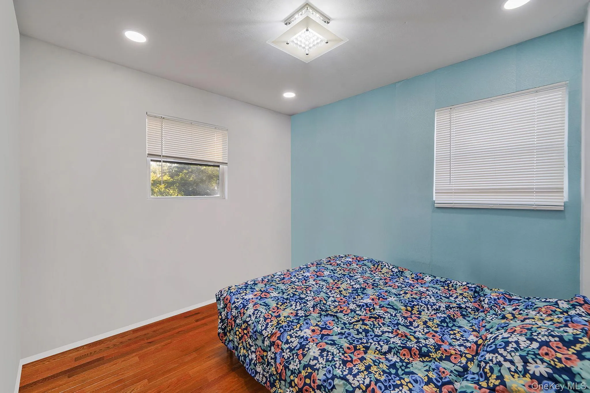 39 Superior Street, Brookhaven, NY, 3 Bedrooms Bedrooms, 9 Rooms Rooms,2 BathroomsBathrooms,Residential,For Rent,Superior,0,1048895 39 Superior Street, Brookhaven, NY, 3 Bedrooms Bedrooms, 9 Rooms Rooms,2 BathroomsBathrooms,Residential,For Rent,Superior,0,1048895