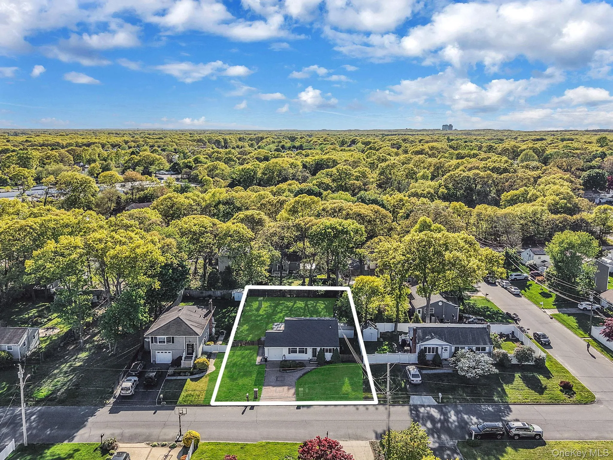 39 Superior Street, Brookhaven, NY, 3 Bedrooms Bedrooms, 9 Rooms Rooms,2 BathroomsBathrooms,Residential,For Rent,Superior,0,1048895 39 Superior Street, Brookhaven, NY, 3 Bedrooms Bedrooms, 9 Rooms Rooms,2 BathroomsBathrooms,Residential,For Rent,Superior,0,1048895