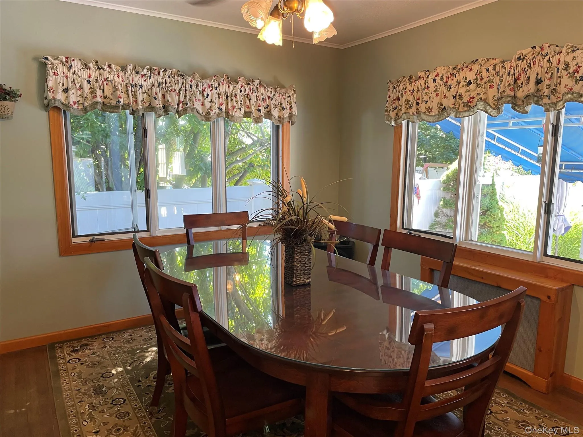 361 Clinton Avenue, Babylon, NY, 4 Bedrooms Bedrooms, 8 Rooms Rooms,1 BathroomBathrooms,Residential,For Rent,Clinton,0,1048896 361 Clinton Avenue, Babylon, NY, 4 Bedrooms Bedrooms, 8 Rooms Rooms,1 BathroomBathrooms,Residential,For Rent,Clinton,0,1048896