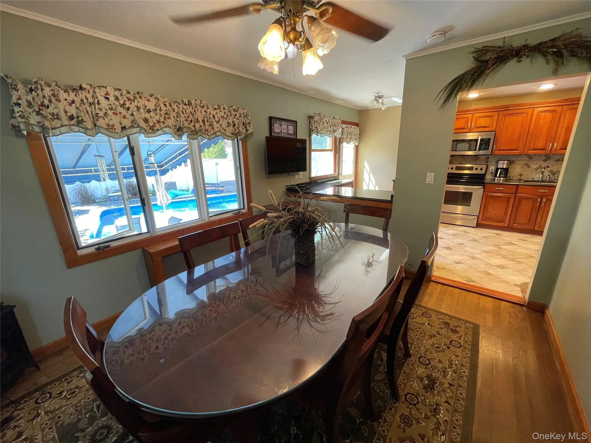 361 Clinton Avenue, Babylon, NY, 4 Bedrooms Bedrooms, 8 Rooms Rooms,1 BathroomBathrooms,Residential,For Rent,Clinton,0,1048896 361 Clinton Avenue, Babylon, NY, 4 Bedrooms Bedrooms, 8 Rooms Rooms,1 BathroomBathrooms,Residential,For Rent,Clinton,0,1048896