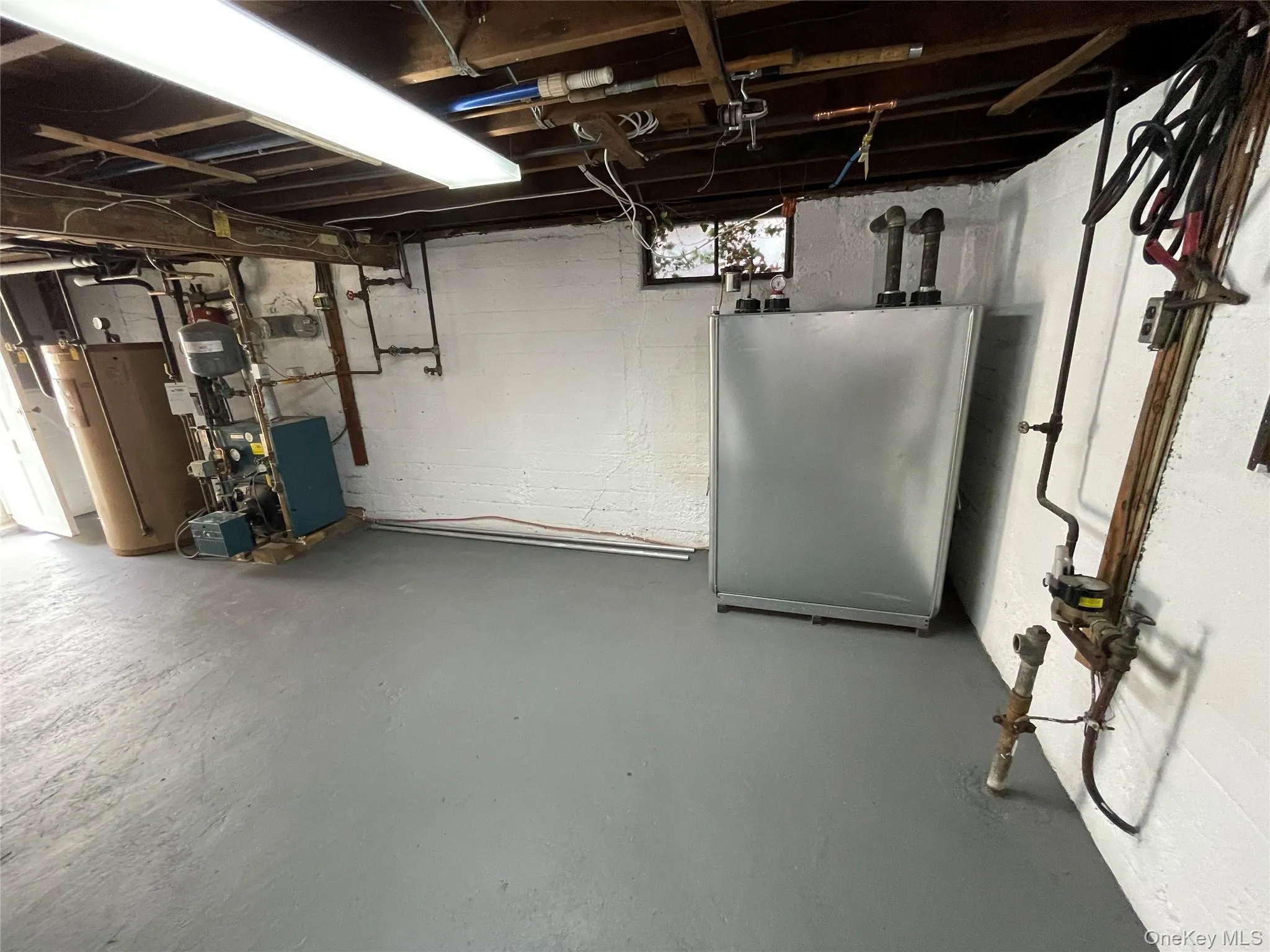 361 Clinton Avenue, Babylon, NY, 4 Bedrooms Bedrooms, 8 Rooms Rooms,1 BathroomBathrooms,Residential,For Rent,Clinton,0,1048896 361 Clinton Avenue, Babylon, NY, 4 Bedrooms Bedrooms, 8 Rooms Rooms,1 BathroomBathrooms,Residential,For Rent,Clinton,0,1048896