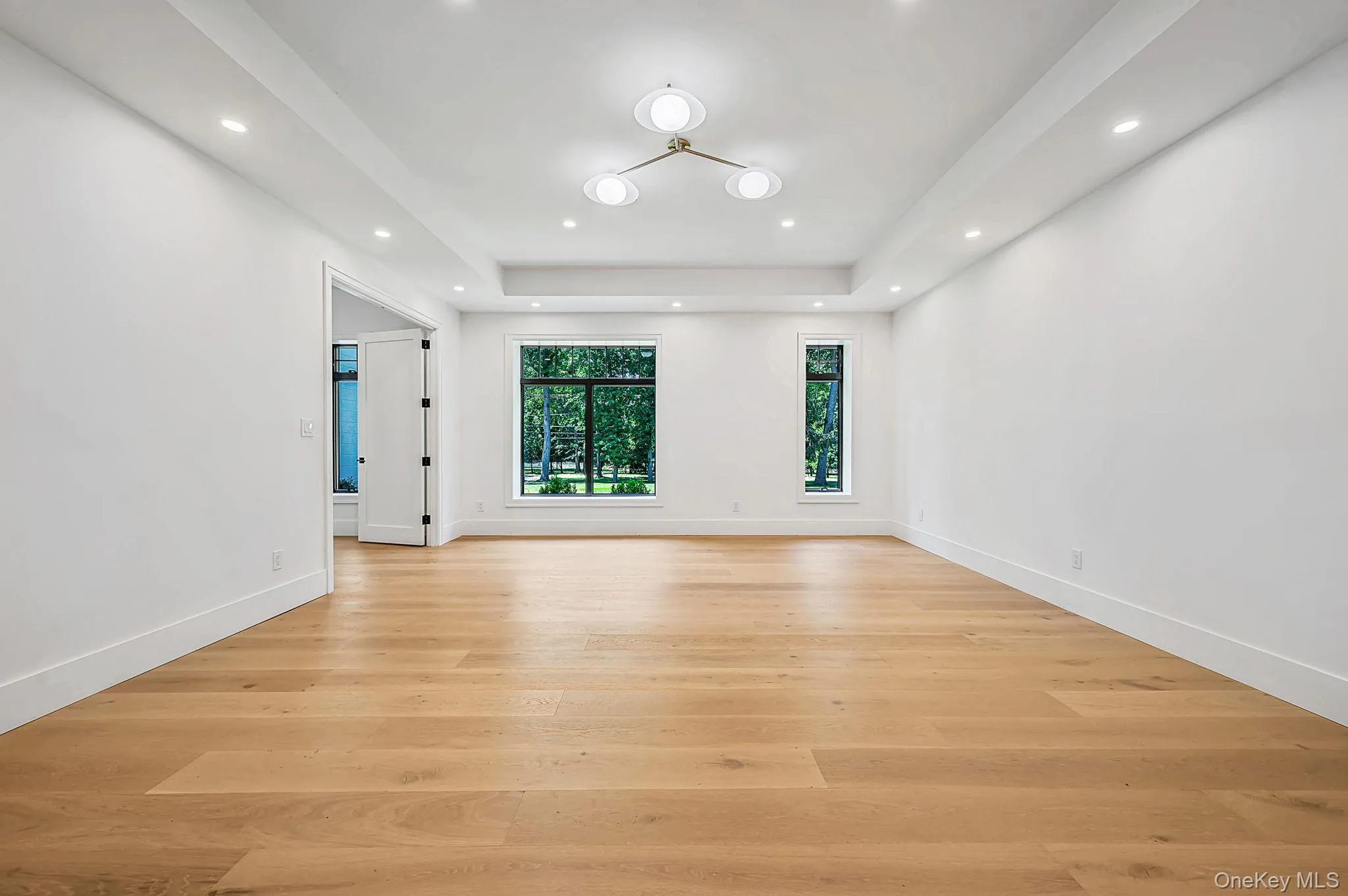 523 Long Beach Road, Smithtown, NY, 6 Bedrooms Bedrooms, 16 Rooms Rooms,5 BathroomsBathrooms,Residential,For Rent,Long Beach,0,1048898 523 Long Beach Road, Smithtown, NY, 6 Bedrooms Bedrooms, 16 Rooms Rooms,5 BathroomsBathrooms,Residential,For Rent,Long Beach,0,1048898