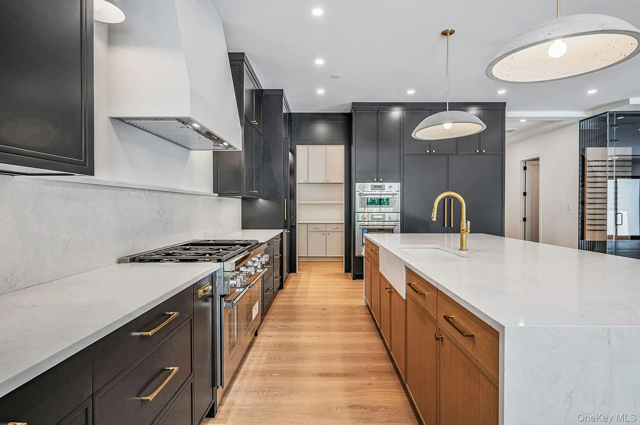 523 Long Beach Road, Smithtown, NY, 6 Bedrooms Bedrooms, 16 Rooms Rooms,5 BathroomsBathrooms,Residential,For Rent,Long Beach,0,1048898 523 Long Beach Road, Smithtown, NY, 6 Bedrooms Bedrooms, 16 Rooms Rooms,5 BathroomsBathrooms,Residential,For Rent,Long Beach,0,1048898