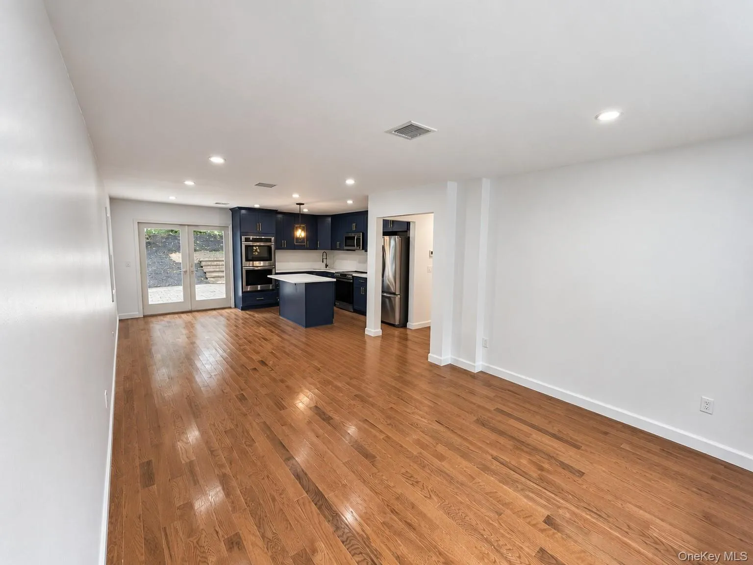 82 Ocean Avenue, Huntington, NY, 3 Bedrooms Bedrooms, 7 Rooms Rooms,2 BathroomsBathrooms,Residential,For Rent,Ocean,0,1048899 82 Ocean Avenue, Huntington, NY, 3 Bedrooms Bedrooms, 7 Rooms Rooms,2 BathroomsBathrooms,Residential,For Rent,Ocean,0,1048899