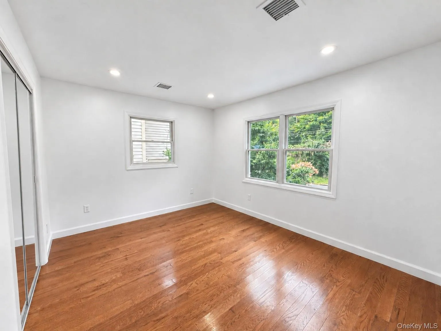 82 Ocean Avenue, Huntington, NY, 3 Bedrooms Bedrooms, 7 Rooms Rooms,2 BathroomsBathrooms,Residential,For Rent,Ocean,0,1048899 82 Ocean Avenue, Huntington, NY, 3 Bedrooms Bedrooms, 7 Rooms Rooms,2 BathroomsBathrooms,Residential,For Rent,Ocean,0,1048899