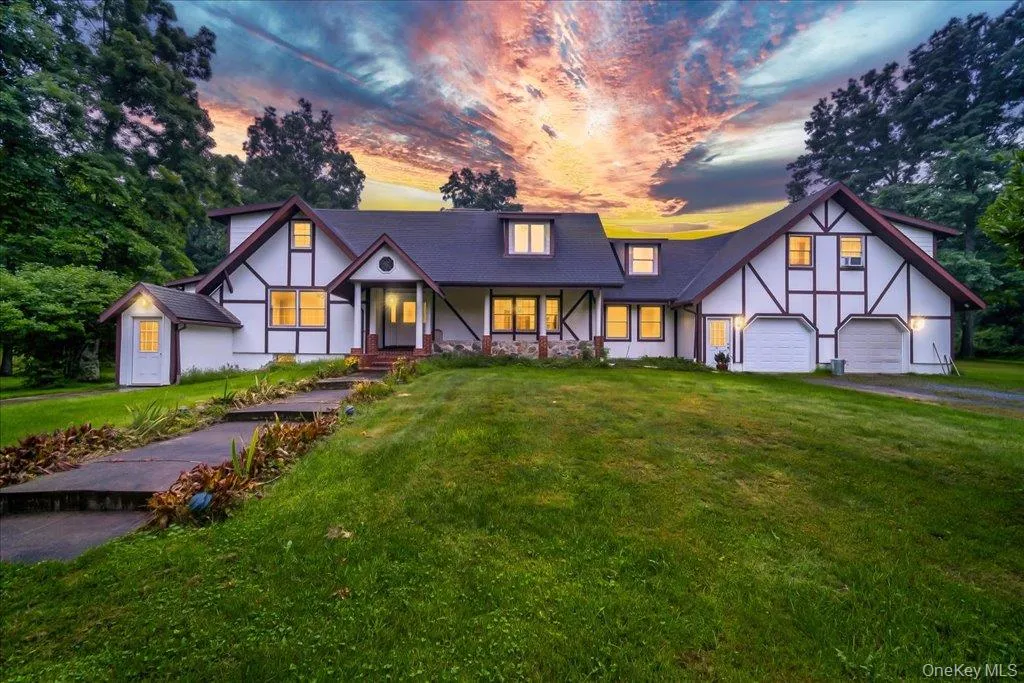 38 Nine Partners Road, Clinton, NY, 8 Bedrooms Bedrooms, 16 Rooms Rooms,4 BathroomsBathrooms,Residential,For Rent,Nine Partners,0,1048900 38 Nine Partners Road, Clinton, NY, 8 Bedrooms Bedrooms, 16 Rooms Rooms,4 BathroomsBathrooms,Residential,For Rent,Nine Partners,0,1048900