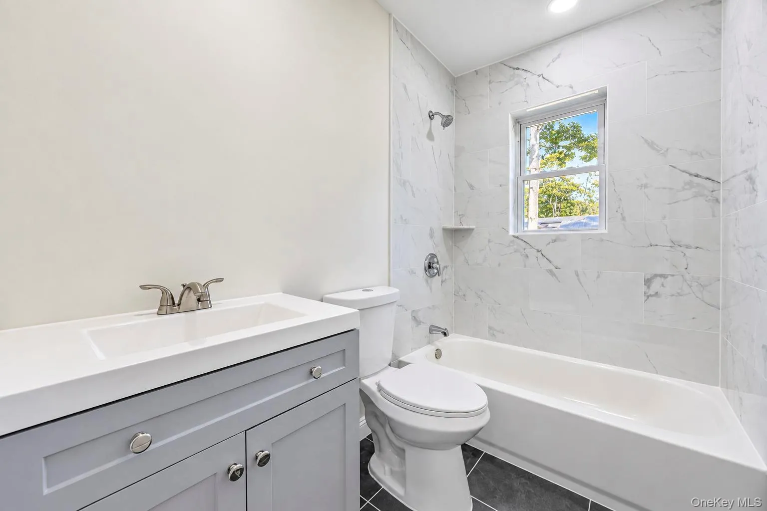 11 1st Place, Brookhaven, NY, 5 Bedrooms Bedrooms, 12 Rooms Rooms,4 BathroomsBathrooms,Residential,For Rent,1st,0,1048905 11 1st Place, Brookhaven, NY, 5 Bedrooms Bedrooms, 12 Rooms Rooms,4 BathroomsBathrooms,Residential,For Rent,1st,0,1048905