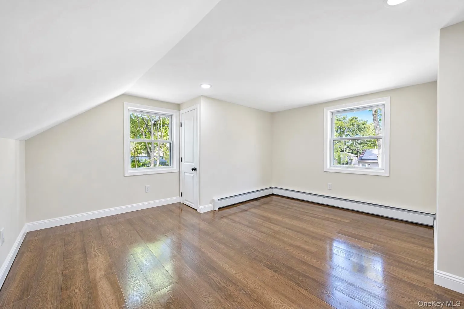 11 1st Place, Brookhaven, NY, 5 Bedrooms Bedrooms, 12 Rooms Rooms,4 BathroomsBathrooms,Residential,For Rent,1st,0,1048905 11 1st Place, Brookhaven, NY, 5 Bedrooms Bedrooms, 12 Rooms Rooms,4 BathroomsBathrooms,Residential,For Rent,1st,0,1048905