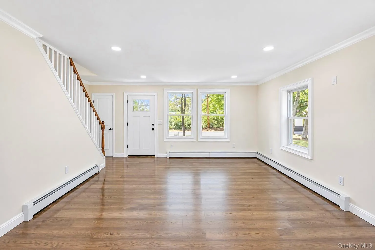 11 1st Place, Brookhaven, NY, 5 Bedrooms Bedrooms, 12 Rooms Rooms,4 BathroomsBathrooms,Residential,For Rent,1st,0,1048905 11 1st Place, Brookhaven, NY, 5 Bedrooms Bedrooms, 12 Rooms Rooms,4 BathroomsBathrooms,Residential,For Rent,1st,0,1048905