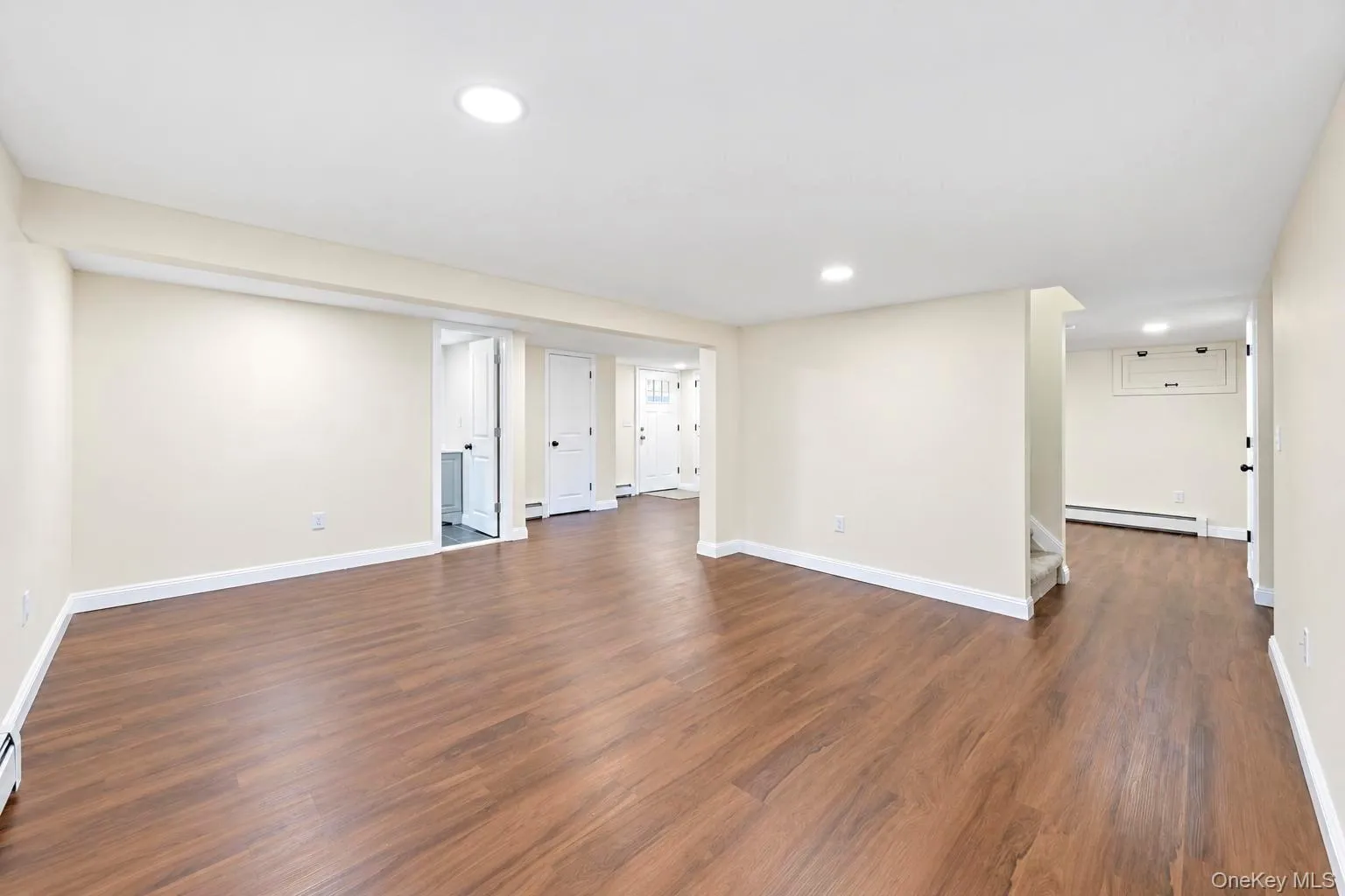 11 1st Place, Brookhaven, NY, 5 Bedrooms Bedrooms, 12 Rooms Rooms,4 BathroomsBathrooms,Residential,For Rent,1st,0,1048905 11 1st Place, Brookhaven, NY, 5 Bedrooms Bedrooms, 12 Rooms Rooms,4 BathroomsBathrooms,Residential,For Rent,1st,0,1048905