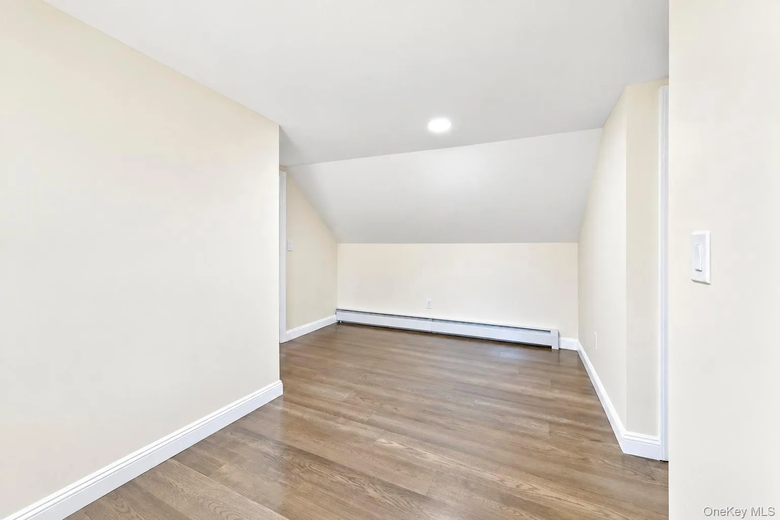 11 1st Place, Brookhaven, NY, 5 Bedrooms Bedrooms, 12 Rooms Rooms,4 BathroomsBathrooms,Residential,For Rent,1st,0,1048905 11 1st Place, Brookhaven, NY, 5 Bedrooms Bedrooms, 12 Rooms Rooms,4 BathroomsBathrooms,Residential,For Rent,1st,0,1048905