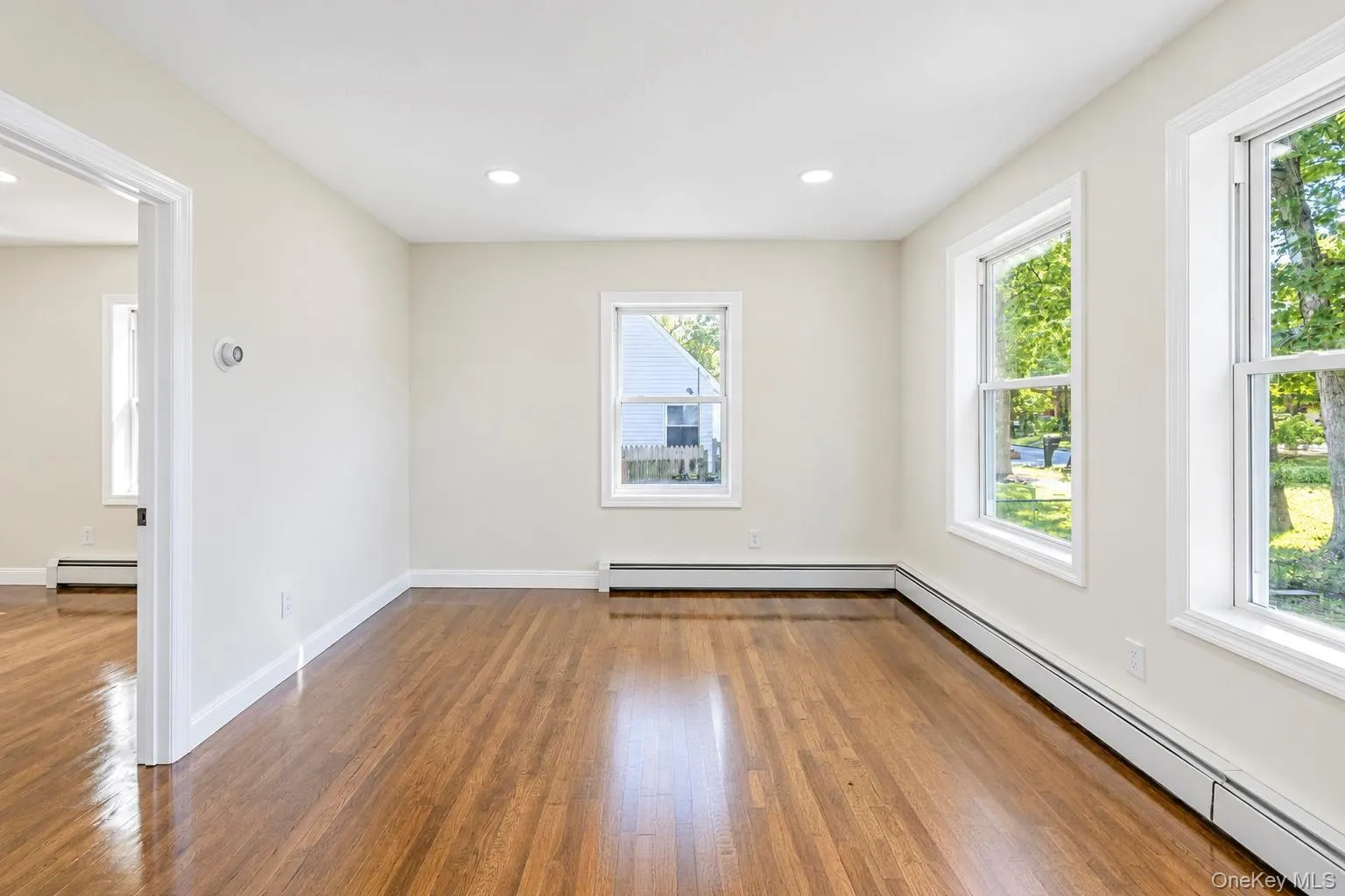 11 1st Place, Brookhaven, NY, 5 Bedrooms Bedrooms, 12 Rooms Rooms,4 BathroomsBathrooms,Residential,For Rent,1st,0,1048905 11 1st Place, Brookhaven, NY, 5 Bedrooms Bedrooms, 12 Rooms Rooms,4 BathroomsBathrooms,Residential,For Rent,1st,0,1048905