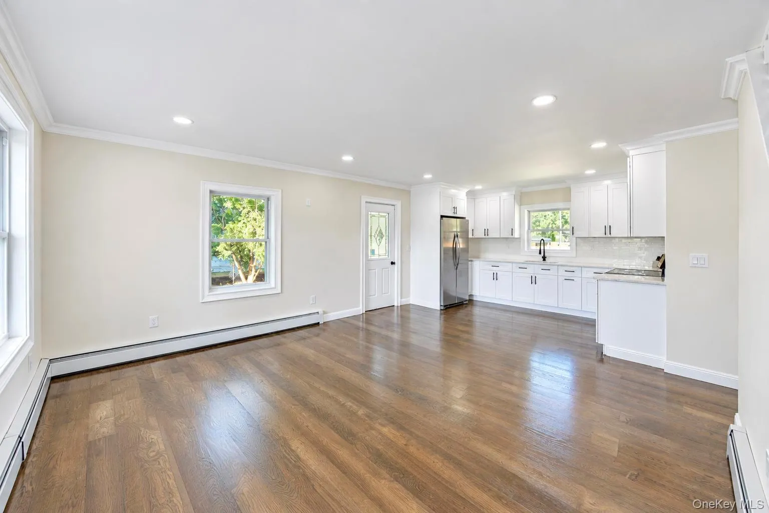 11 1st Place, Brookhaven, NY, 5 Bedrooms Bedrooms, 12 Rooms Rooms,4 BathroomsBathrooms,Residential,For Rent,1st,0,1048905 11 1st Place, Brookhaven, NY, 5 Bedrooms Bedrooms, 12 Rooms Rooms,4 BathroomsBathrooms,Residential,For Rent,1st,0,1048905
