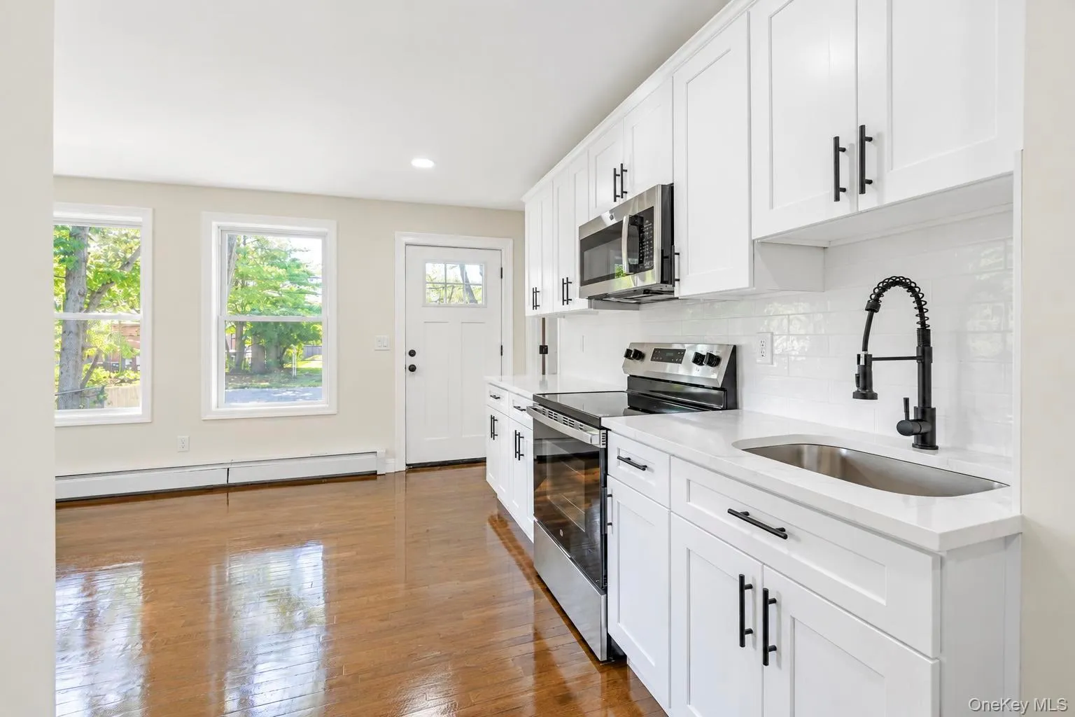 11 1st Place, Brookhaven, NY, 5 Bedrooms Bedrooms, 12 Rooms Rooms,4 BathroomsBathrooms,Residential,For Rent,1st,0,1048905 11 1st Place, Brookhaven, NY, 5 Bedrooms Bedrooms, 12 Rooms Rooms,4 BathroomsBathrooms,Residential,For Rent,1st,0,1048905