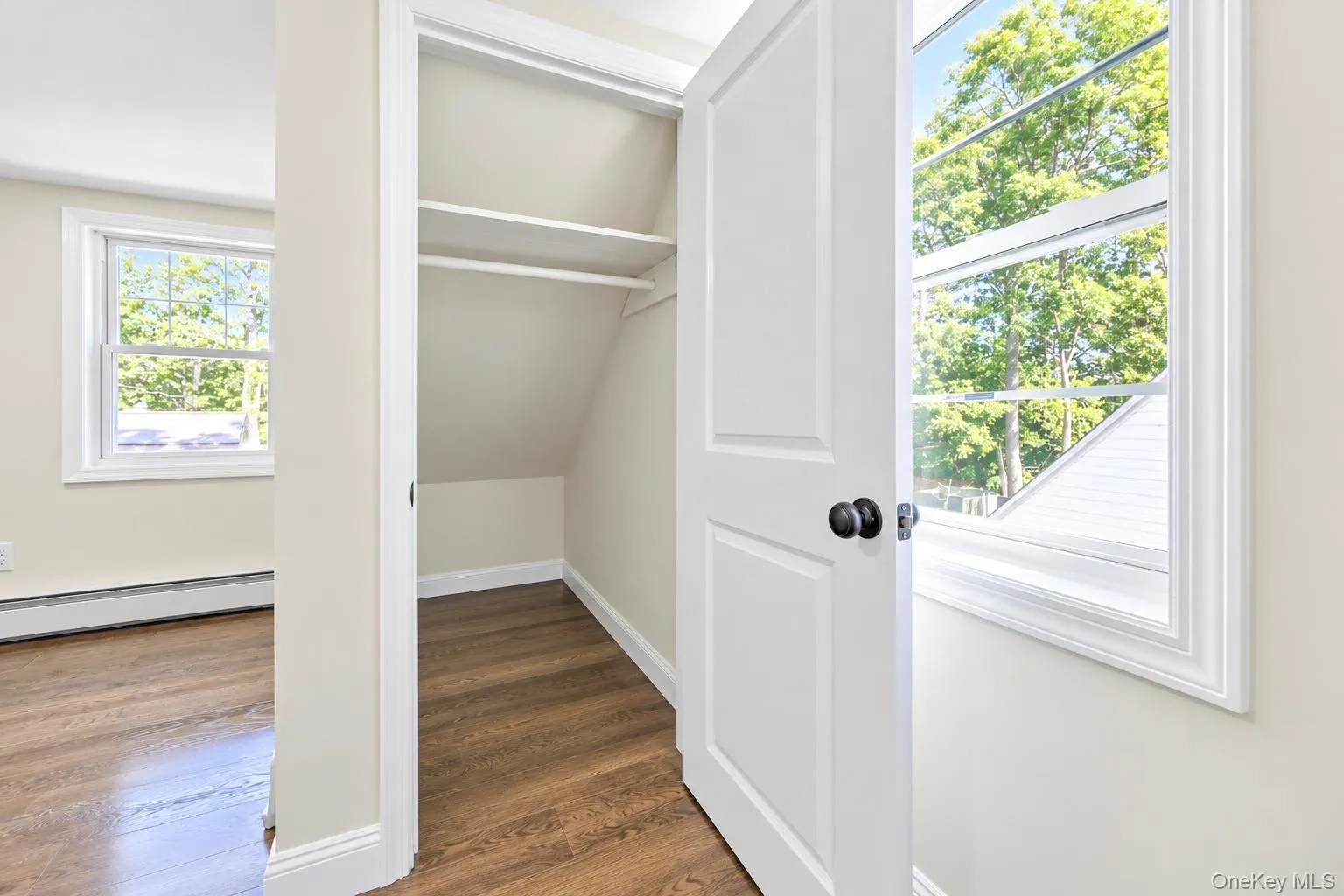 11 1st Place, Brookhaven, NY, 5 Bedrooms Bedrooms, 12 Rooms Rooms,4 BathroomsBathrooms,Residential,For Rent,1st,0,1048905 11 1st Place, Brookhaven, NY, 5 Bedrooms Bedrooms, 12 Rooms Rooms,4 BathroomsBathrooms,Residential,For Rent,1st,0,1048905