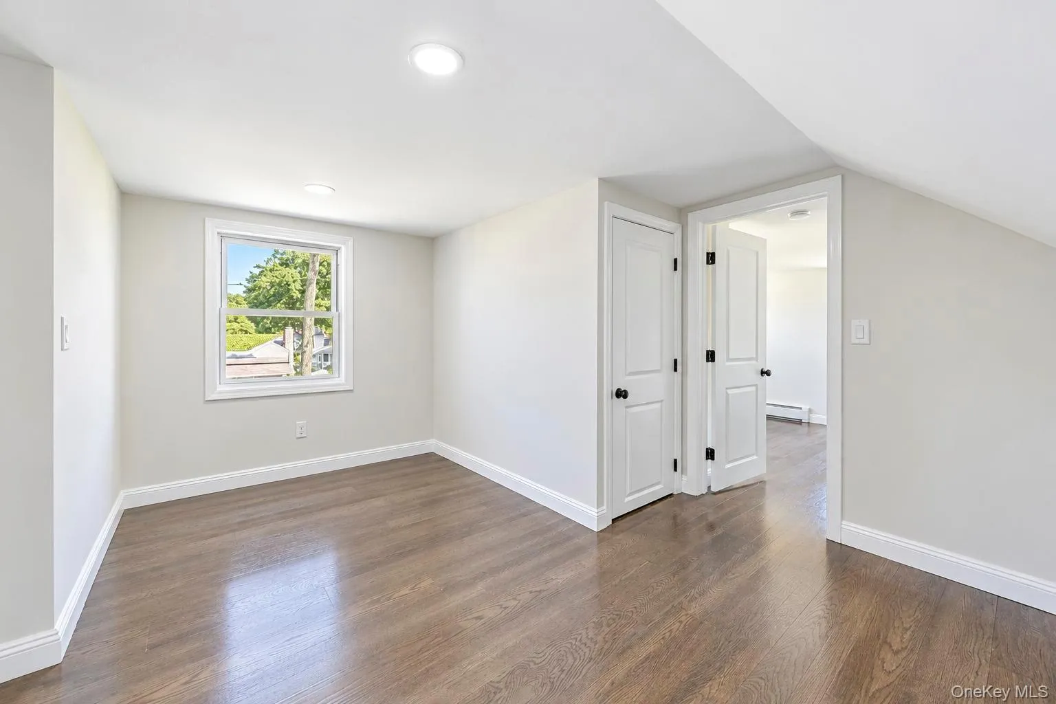 11 1st Place, Brookhaven, NY, 5 Bedrooms Bedrooms, 12 Rooms Rooms,4 BathroomsBathrooms,Residential,For Rent,1st,0,1048905 11 1st Place, Brookhaven, NY, 5 Bedrooms Bedrooms, 12 Rooms Rooms,4 BathroomsBathrooms,Residential,For Rent,1st,0,1048905