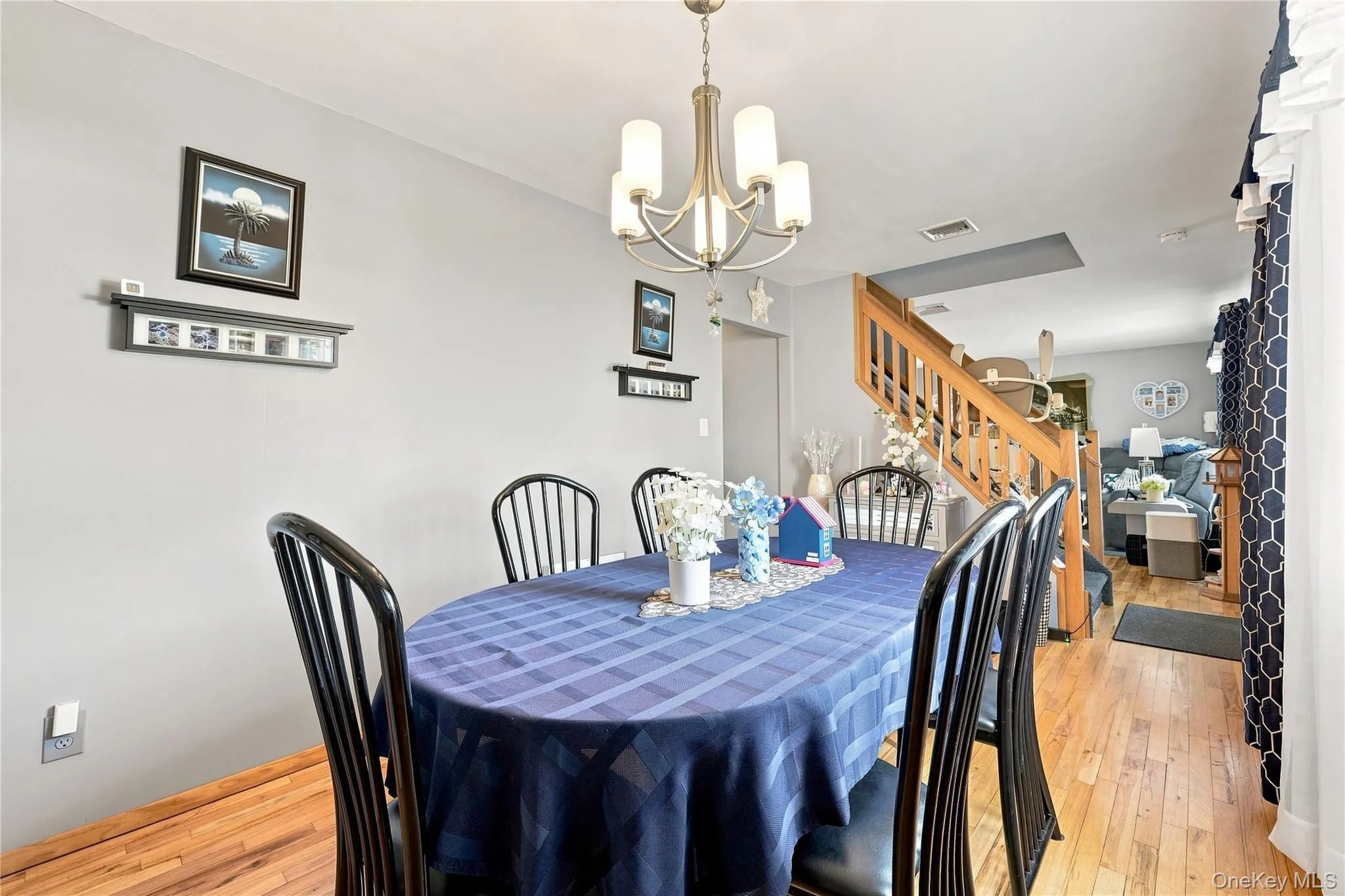 310 Audley Court, Babylon, NY, 5 Bedrooms Bedrooms, 8 Rooms Rooms,2 BathroomsBathrooms,Residential,For Rent,Audley,0,1048906 310 Audley Court, Babylon, NY, 5 Bedrooms Bedrooms, 8 Rooms Rooms,2 BathroomsBathrooms,Residential,For Rent,Audley,0,1048906