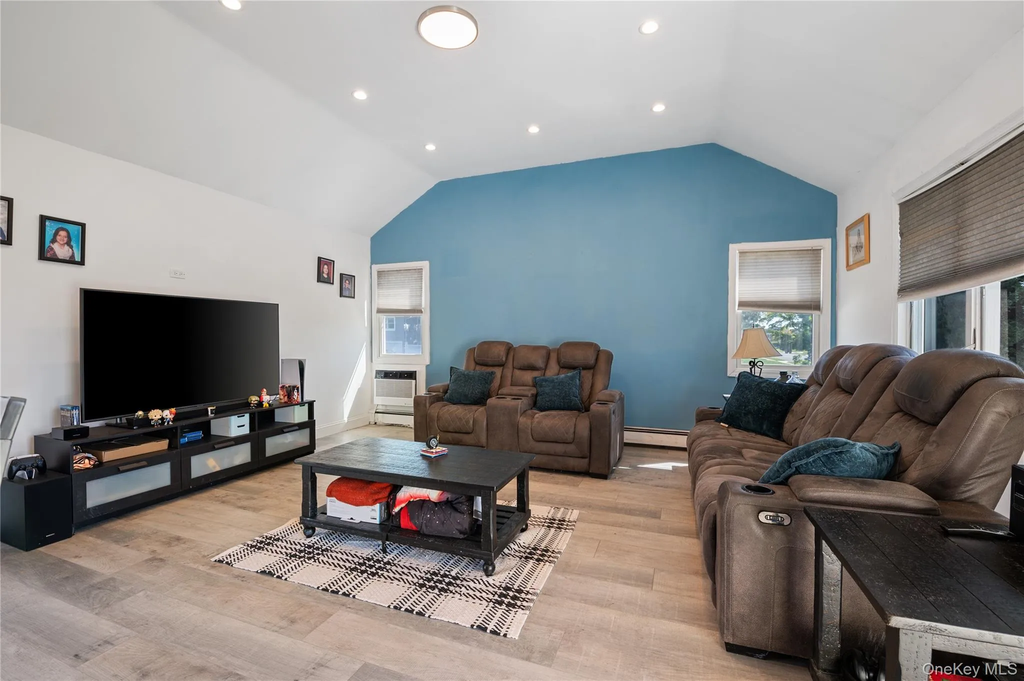 3993 Bernice Road, Hempstead, NY, 3 Bedrooms Bedrooms, 5 Rooms Rooms,2 BathroomsBathrooms,Residential,For Rent,Bernice,0,1048910 3993 Bernice Road, Hempstead, NY, 3 Bedrooms Bedrooms, 5 Rooms Rooms,2 BathroomsBathrooms,Residential,For Rent,Bernice,0,1048910