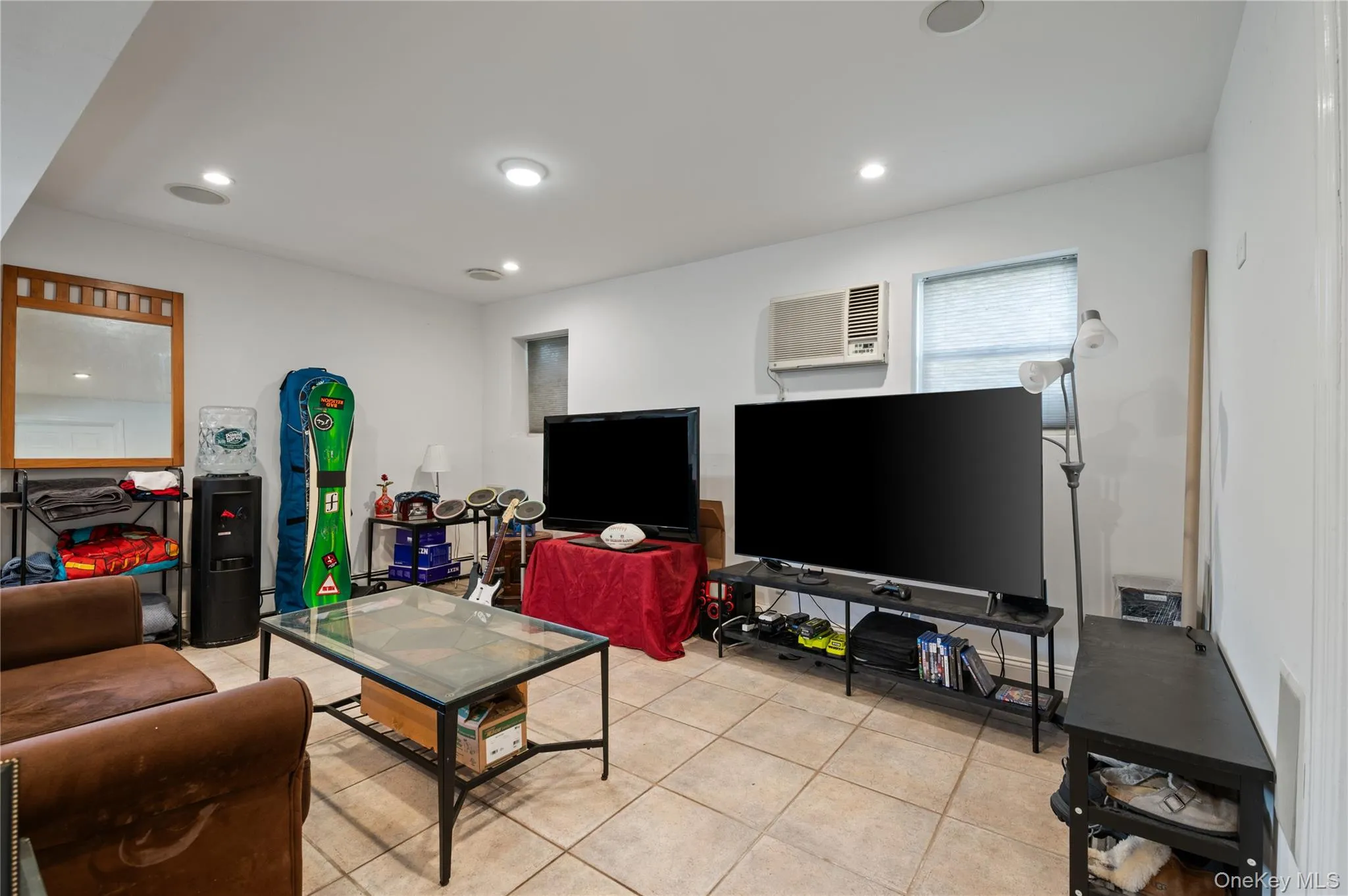 3993 Bernice Road, Hempstead, NY, 3 Bedrooms Bedrooms, 5 Rooms Rooms,2 BathroomsBathrooms,Residential,For Rent,Bernice,0,1048910 3993 Bernice Road, Hempstead, NY, 3 Bedrooms Bedrooms, 5 Rooms Rooms,2 BathroomsBathrooms,Residential,For Rent,Bernice,0,1048910
