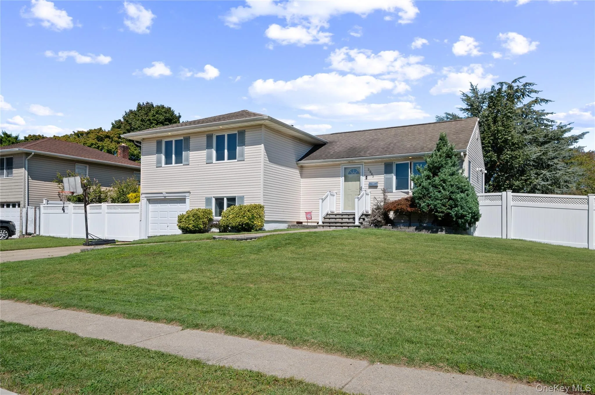 3993 Bernice Road, Hempstead, NY, 3 Bedrooms Bedrooms, 5 Rooms Rooms,2 BathroomsBathrooms,Residential,For Rent,Bernice,0,1048910 3993 Bernice Road, Hempstead, NY, 3 Bedrooms Bedrooms, 5 Rooms Rooms,2 BathroomsBathrooms,Residential,For Rent,Bernice,0,1048910