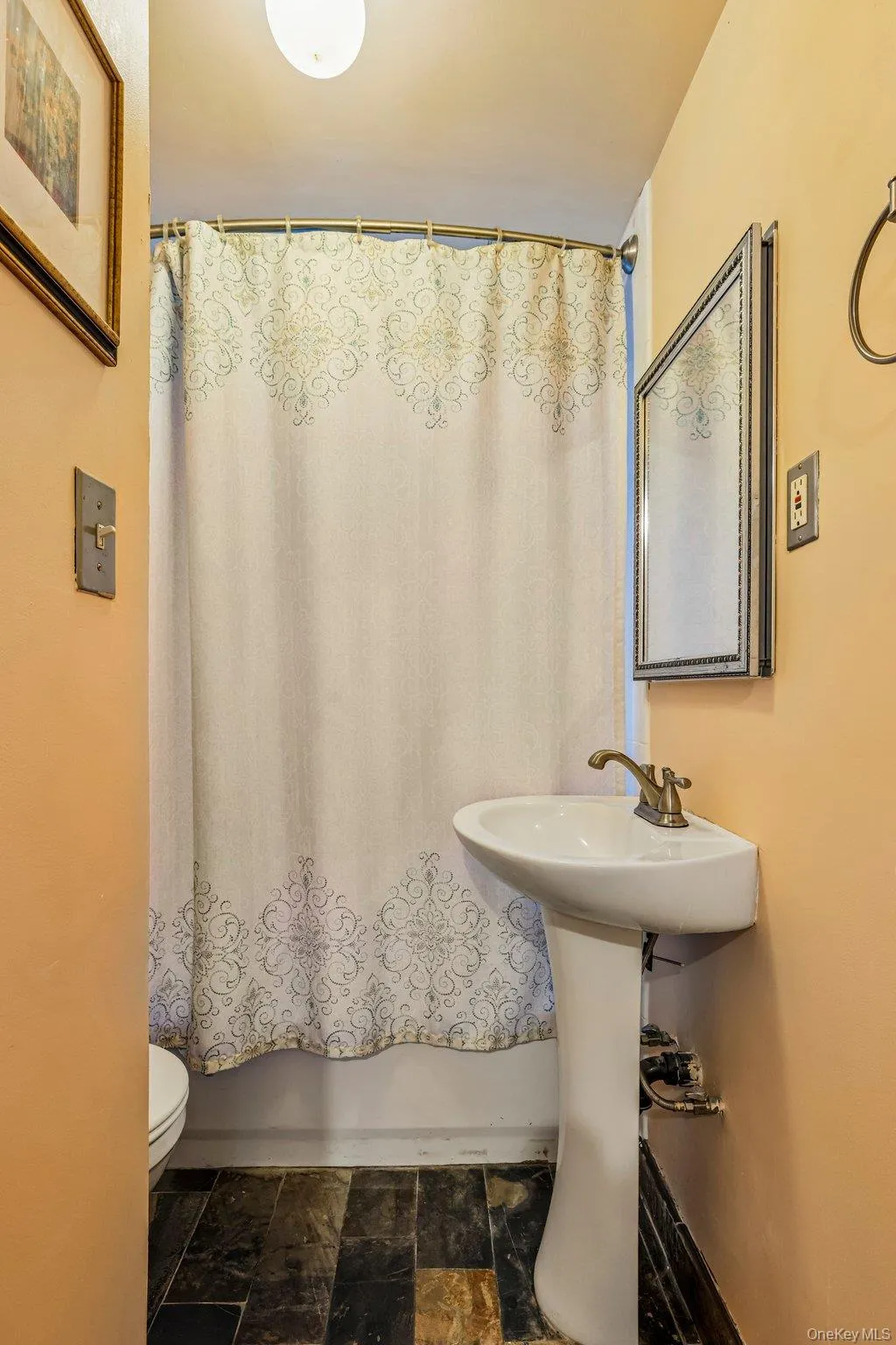 47 White Avenue, Orangetown, NY, 3 Bedrooms Bedrooms, 5 Rooms Rooms,1 BathroomBathrooms,Residential,For Rent,White,0,1048920 47 White Avenue, Orangetown, NY, 3 Bedrooms Bedrooms, 5 Rooms Rooms,1 BathroomBathrooms,Residential,For Rent,White,0,1048920