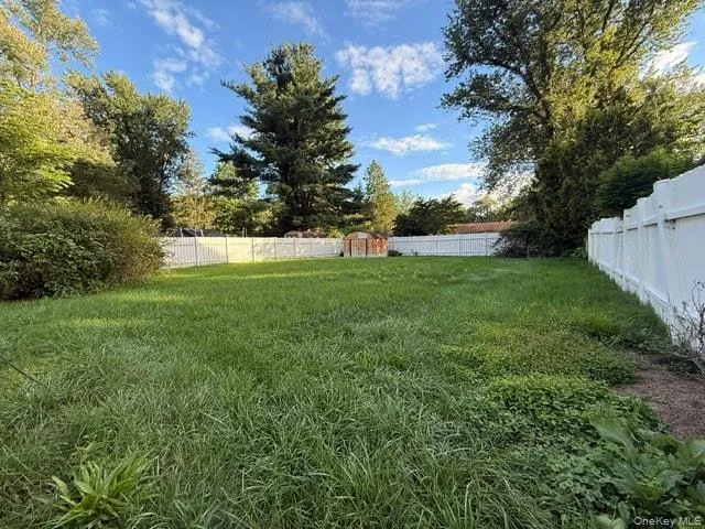 5 Meadow Court, Rosendale, NY, 3 Bedrooms Bedrooms, 5 Rooms Rooms,1 BathroomBathrooms,Residential,For Rent,Meadow,0,1048927 5 Meadow Court, Rosendale, NY, 3 Bedrooms Bedrooms, 5 Rooms Rooms,1 BathroomBathrooms,Residential,For Rent,Meadow,0,1048927