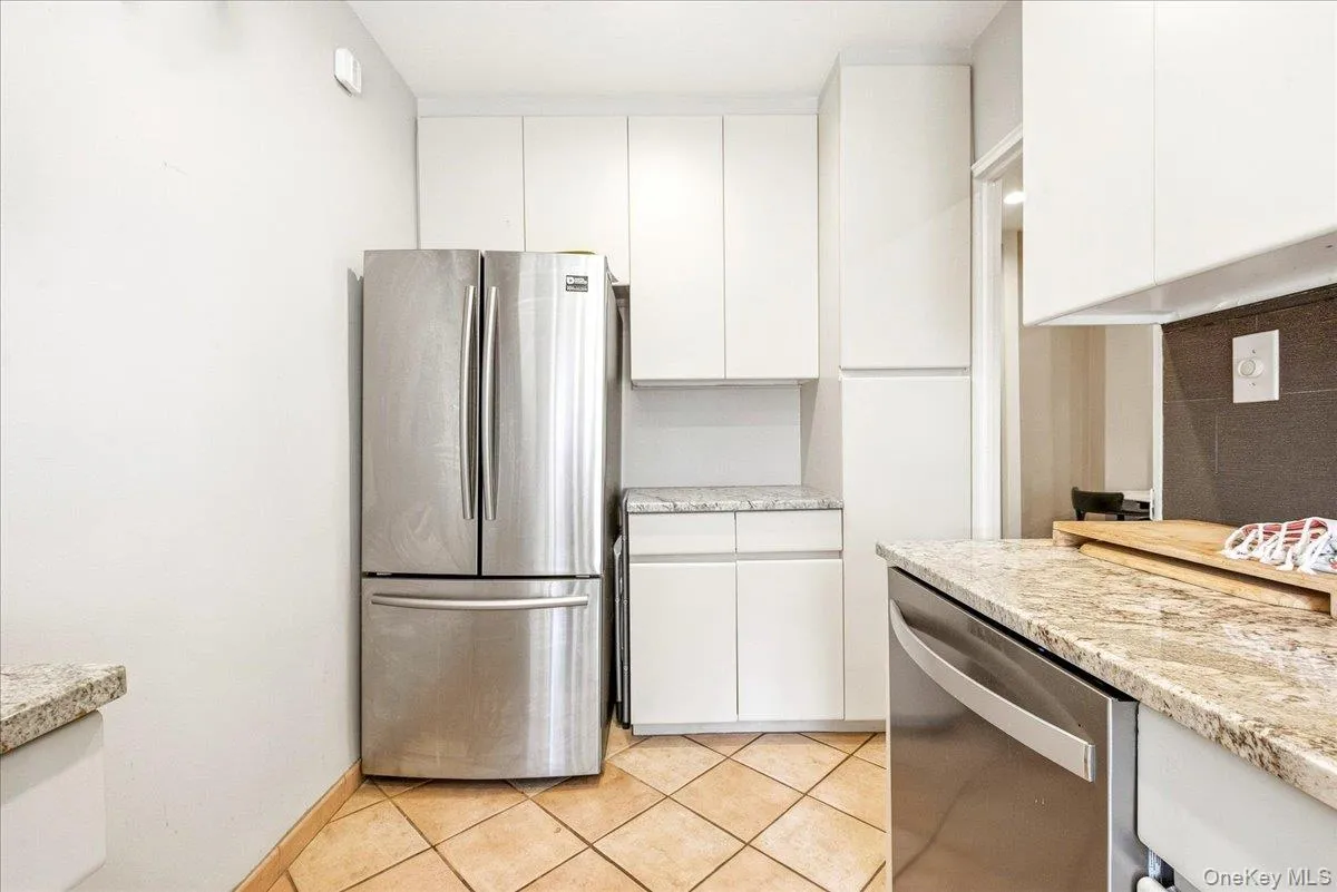 102-32 65th Avenue, New York, NY, 2 Bedrooms Bedrooms, 5 Rooms Rooms,1 BathroomBathrooms,Residential,For Rent,65th,0,1048929 102-32 65th Avenue, New York, NY, 2 Bedrooms Bedrooms, 5 Rooms Rooms,1 BathroomBathrooms,Residential,For Rent,65th,0,1048929