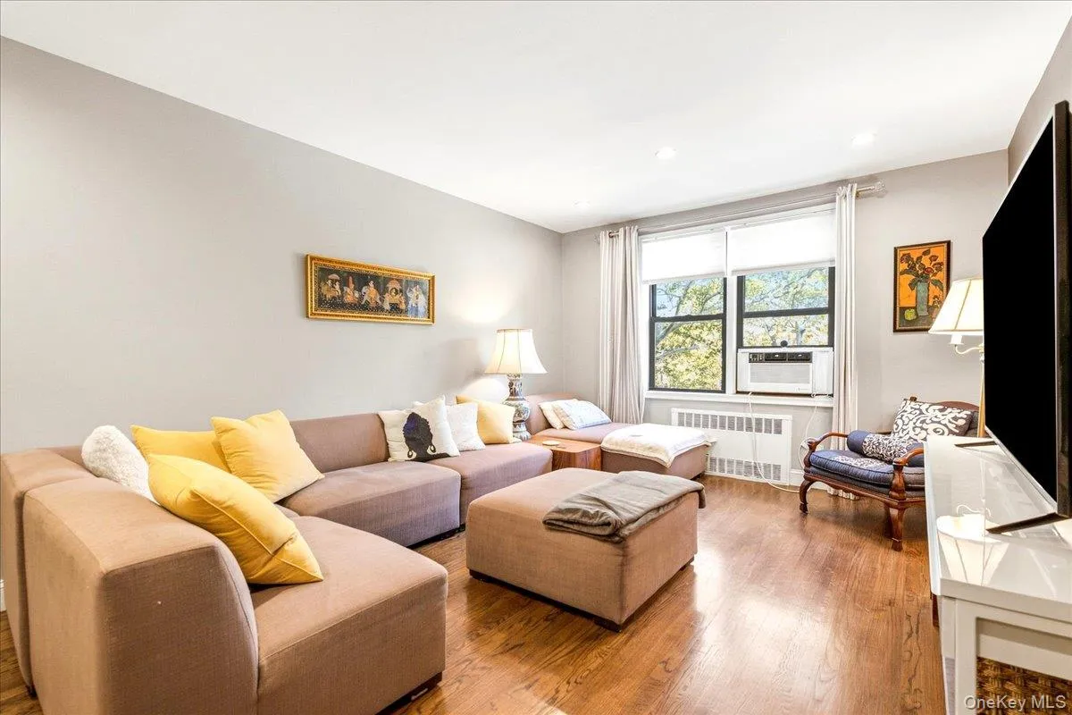 102-32 65th Avenue, New York, NY, 2 Bedrooms Bedrooms, 5 Rooms Rooms,1 BathroomBathrooms,Residential,For Rent,65th,0,1048929 102-32 65th Avenue, New York, NY, 2 Bedrooms Bedrooms, 5 Rooms Rooms,1 BathroomBathrooms,Residential,For Rent,65th,0,1048929