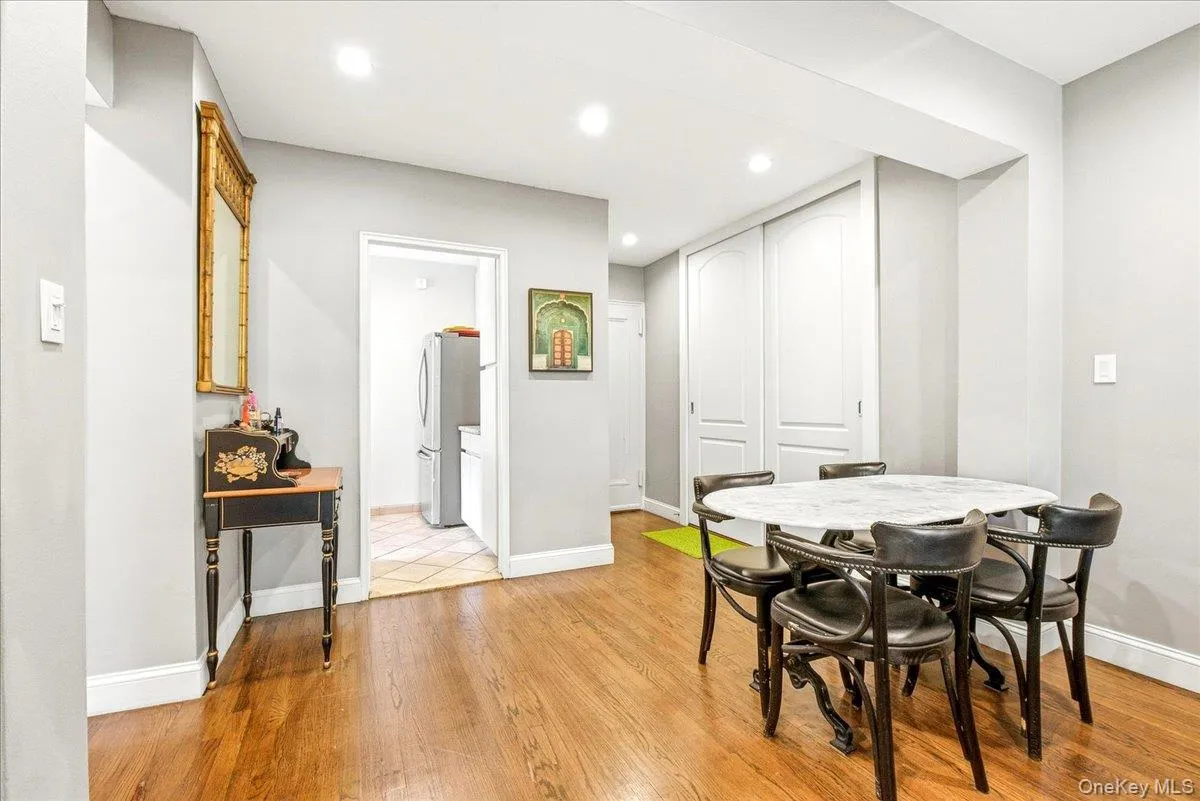 102-32 65th Avenue, New York, NY, 2 Bedrooms Bedrooms, 5 Rooms Rooms,1 BathroomBathrooms,Residential,For Rent,65th,0,1048929 102-32 65th Avenue, New York, NY, 2 Bedrooms Bedrooms, 5 Rooms Rooms,1 BathroomBathrooms,Residential,For Rent,65th,0,1048929